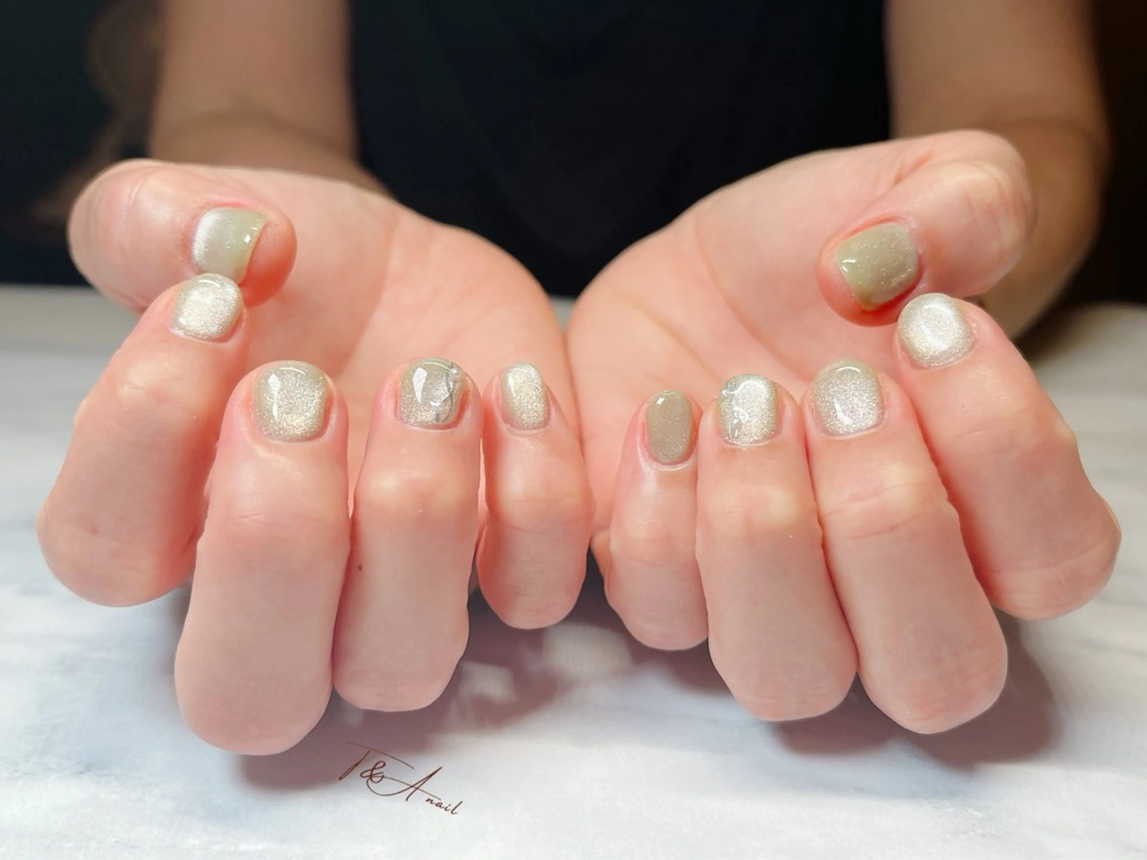 ネイル ジェルネイル マグネットネイル スカルプネイル ショートネイル ハンドネイル T&A nailのネイルデザイン