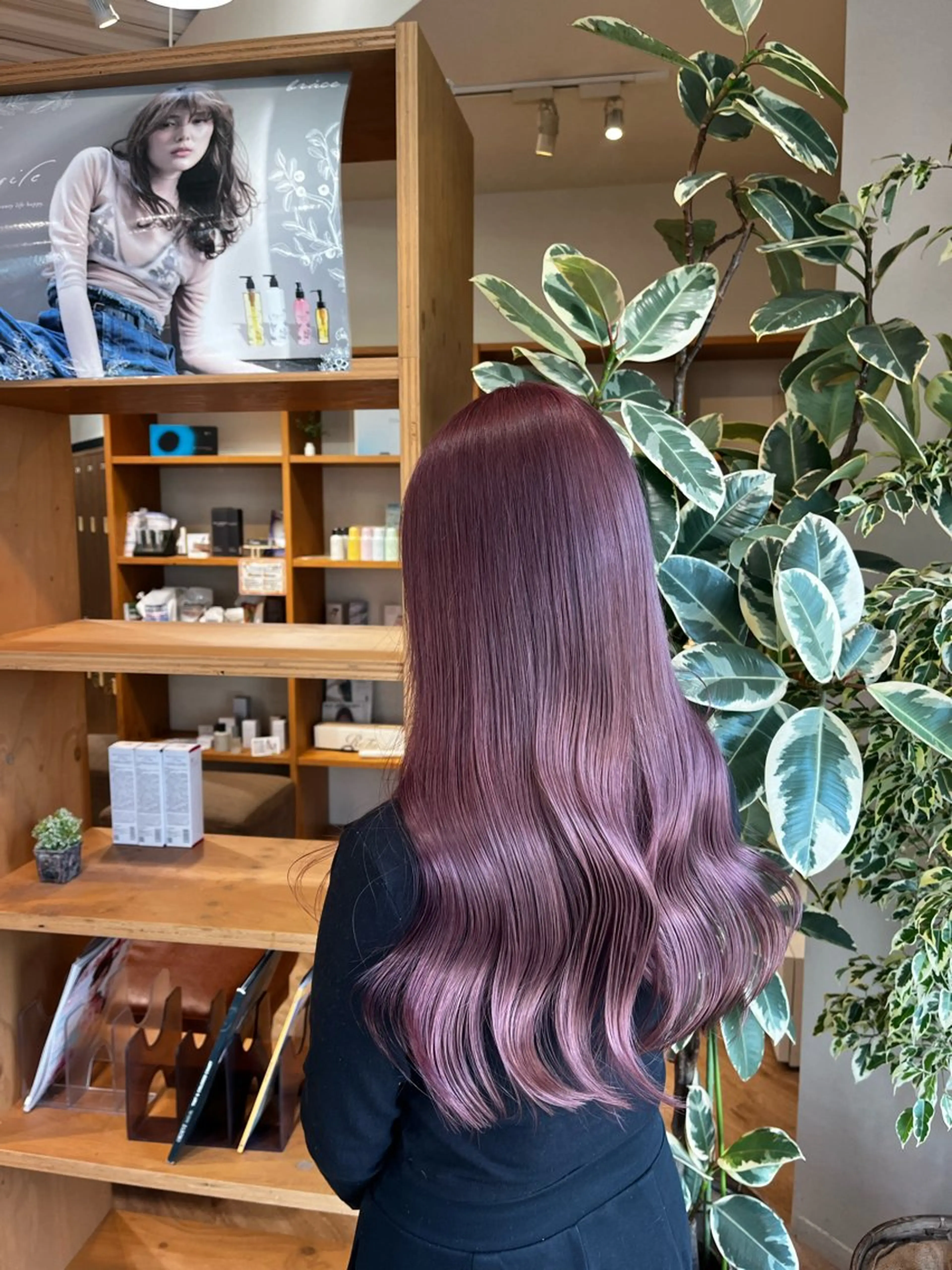 🐣カット➕ブリーチ一回➕ダメージレスケア剤🐣の写真