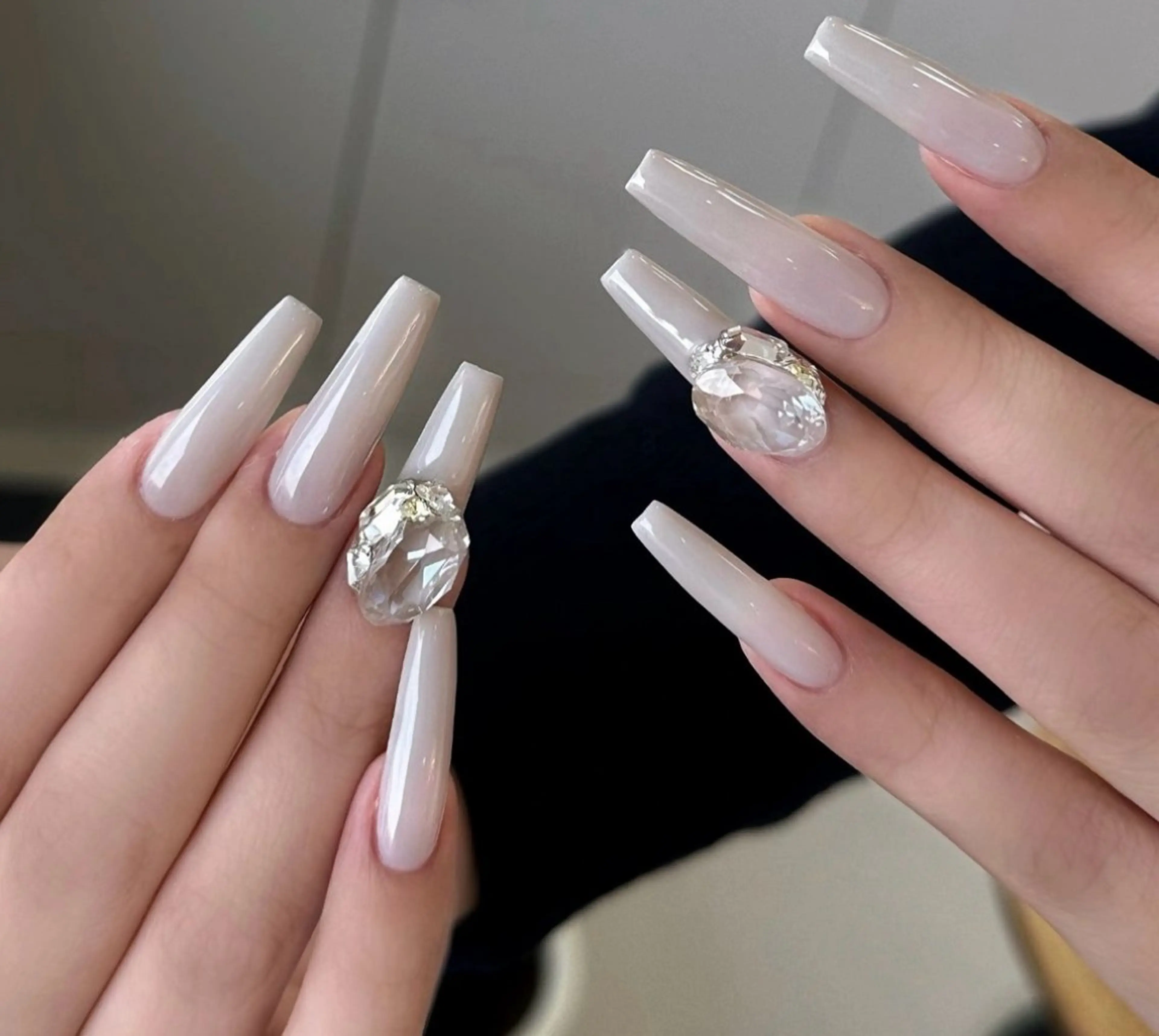 ネイル KiKO 🌻ひまわりサロンのネイルデザイン