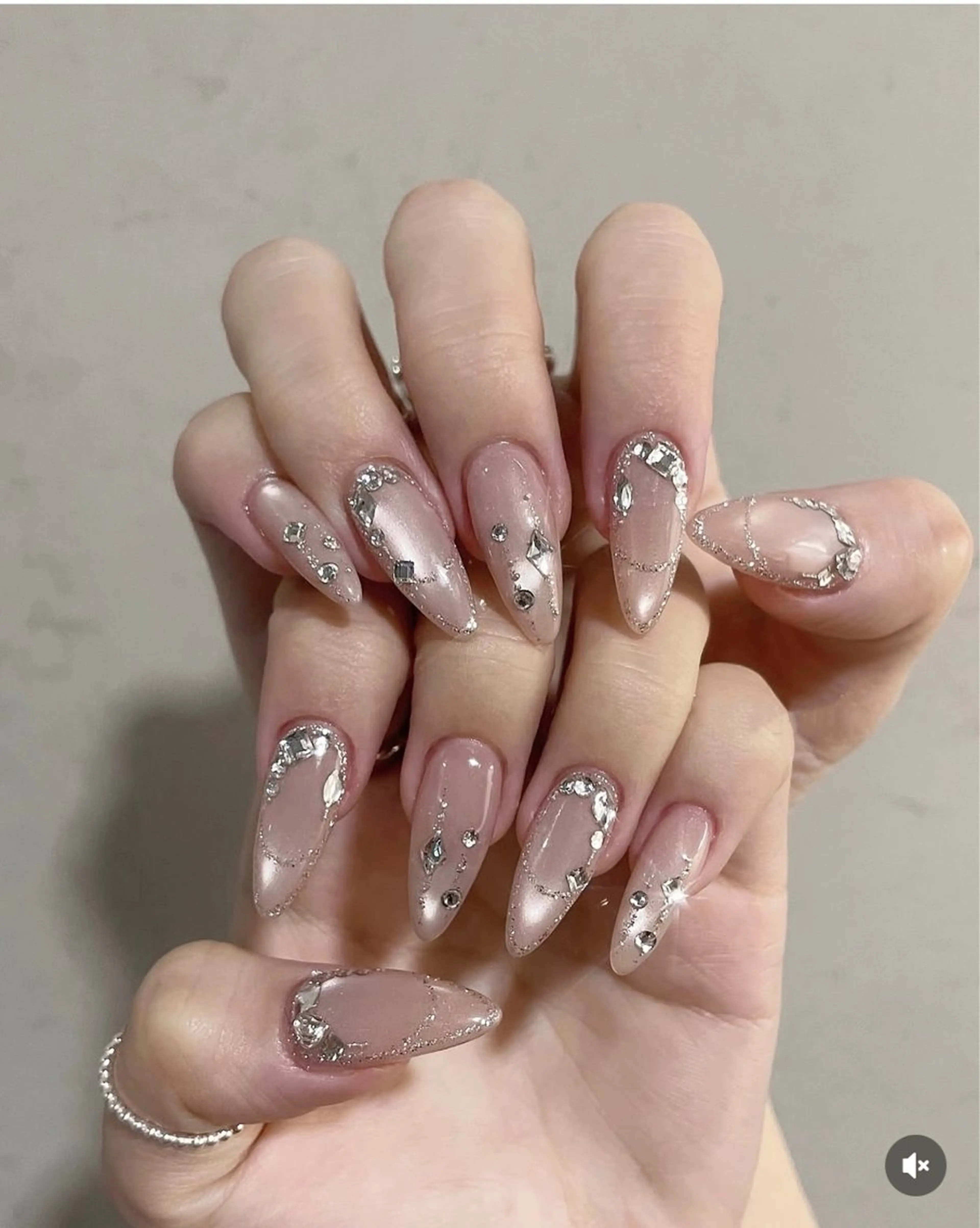 ネイル ハンドネイル Mew_Sanie所属・Sanie Salonのネイルデザイン