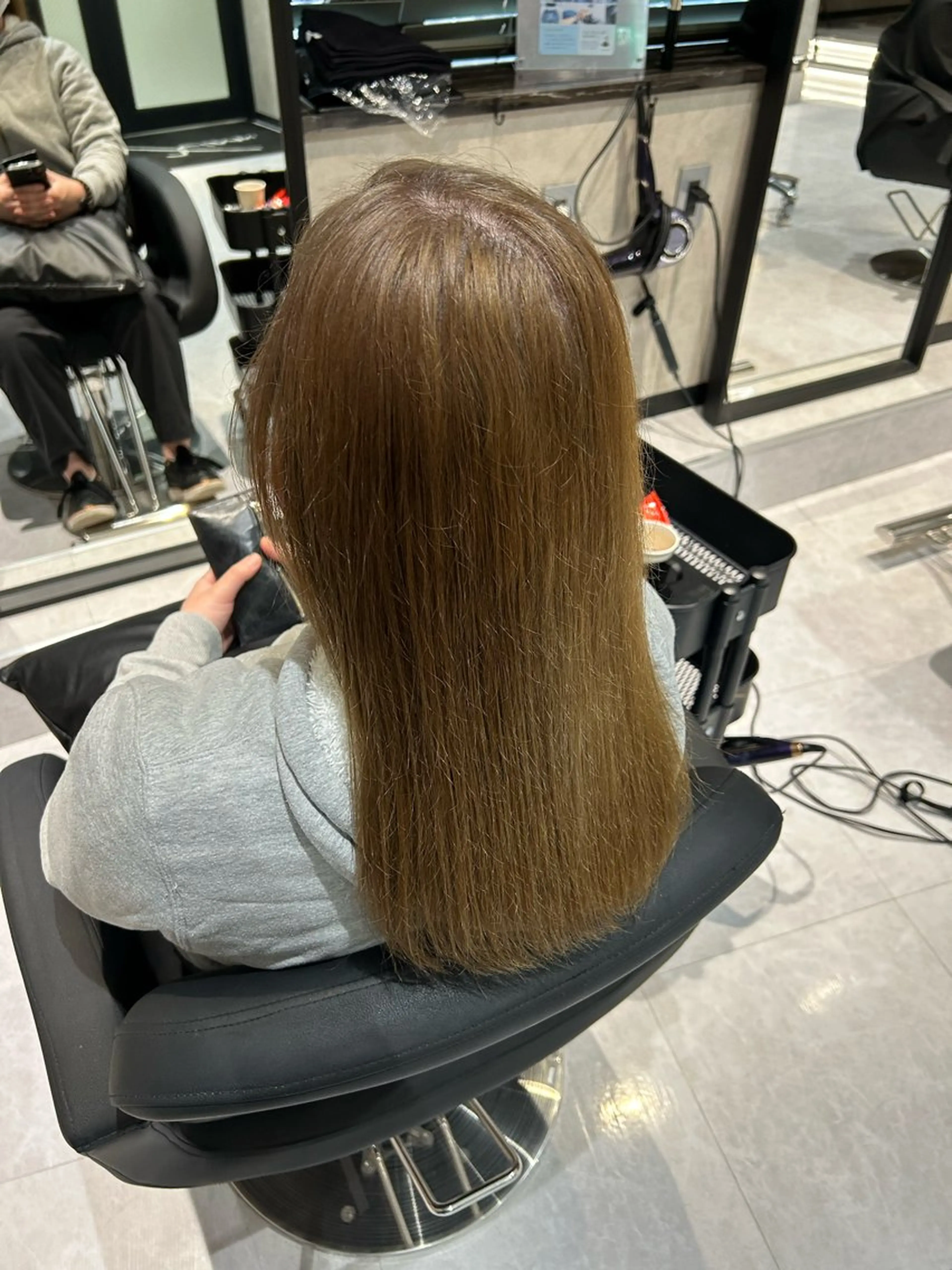 ロング カラー 《.Xian》リク /透明感カラー/艶髪のヘアスタイル