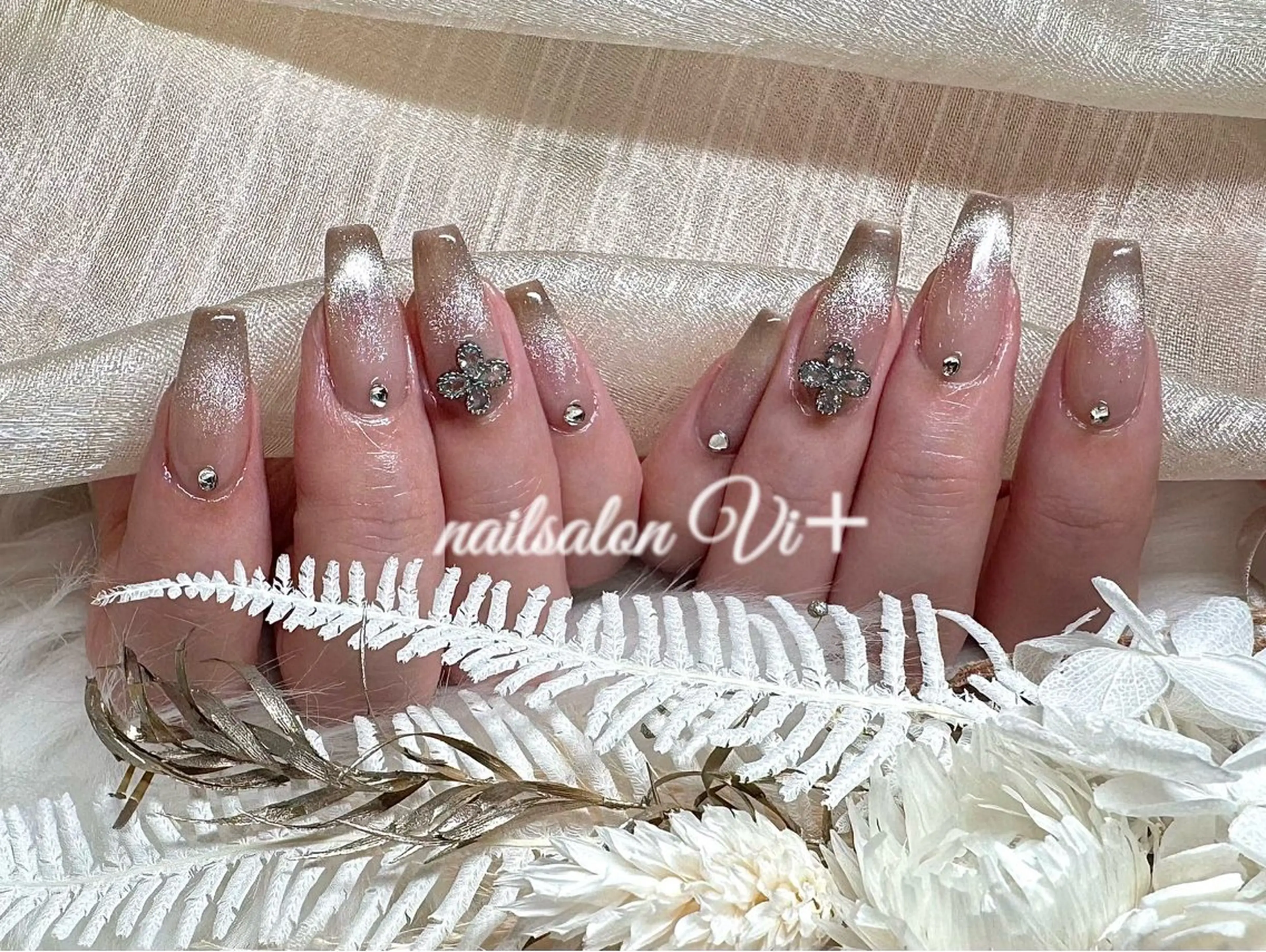 ネイル ハンドネイル ✨Nailsalon Vi+✨のネイルデザイン