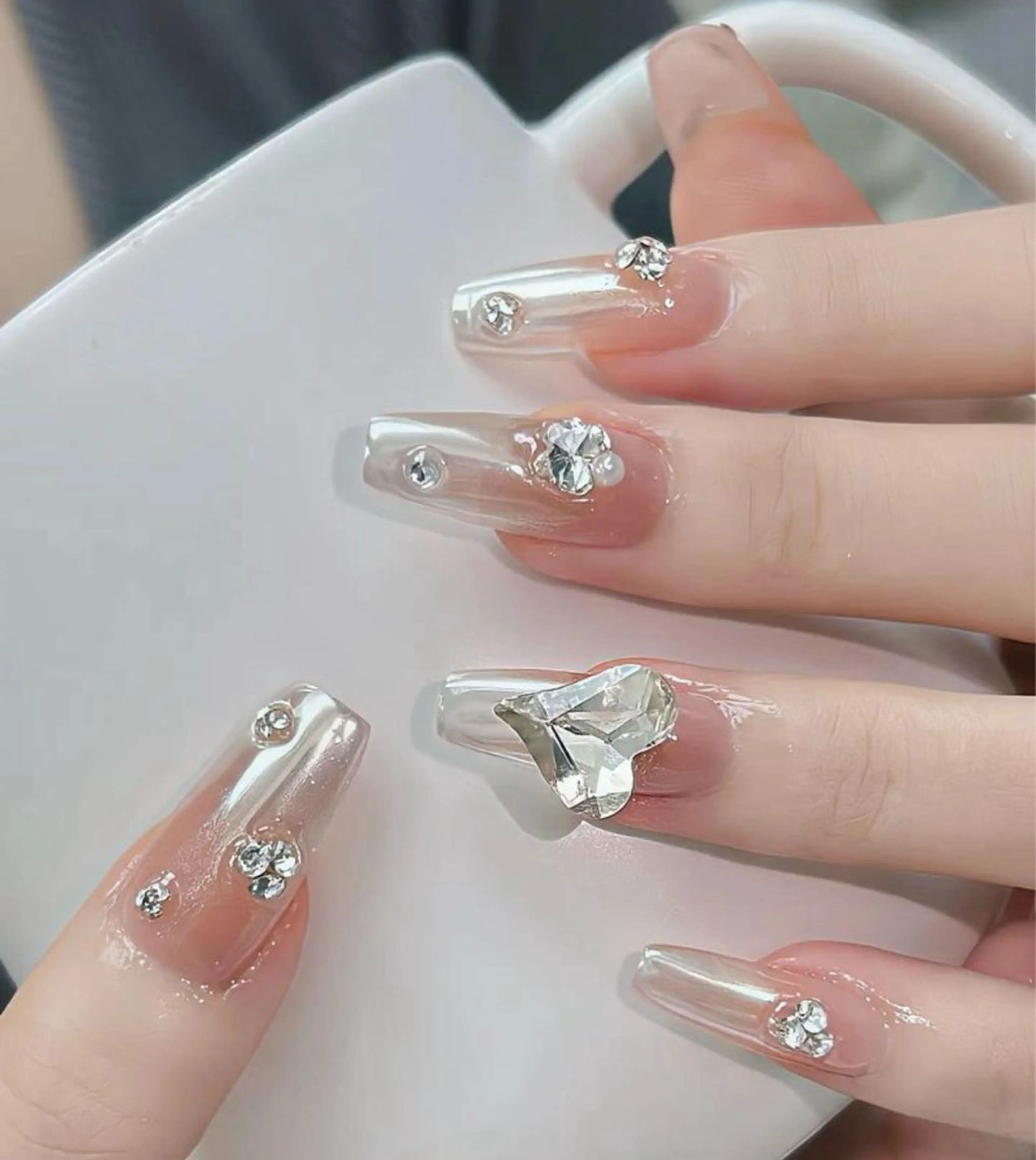 ネイル チークネイル 長さ出し フレンチネイル ガーリー 韓国ネイル sun nail池袋 モデル募集のネイルデザイン