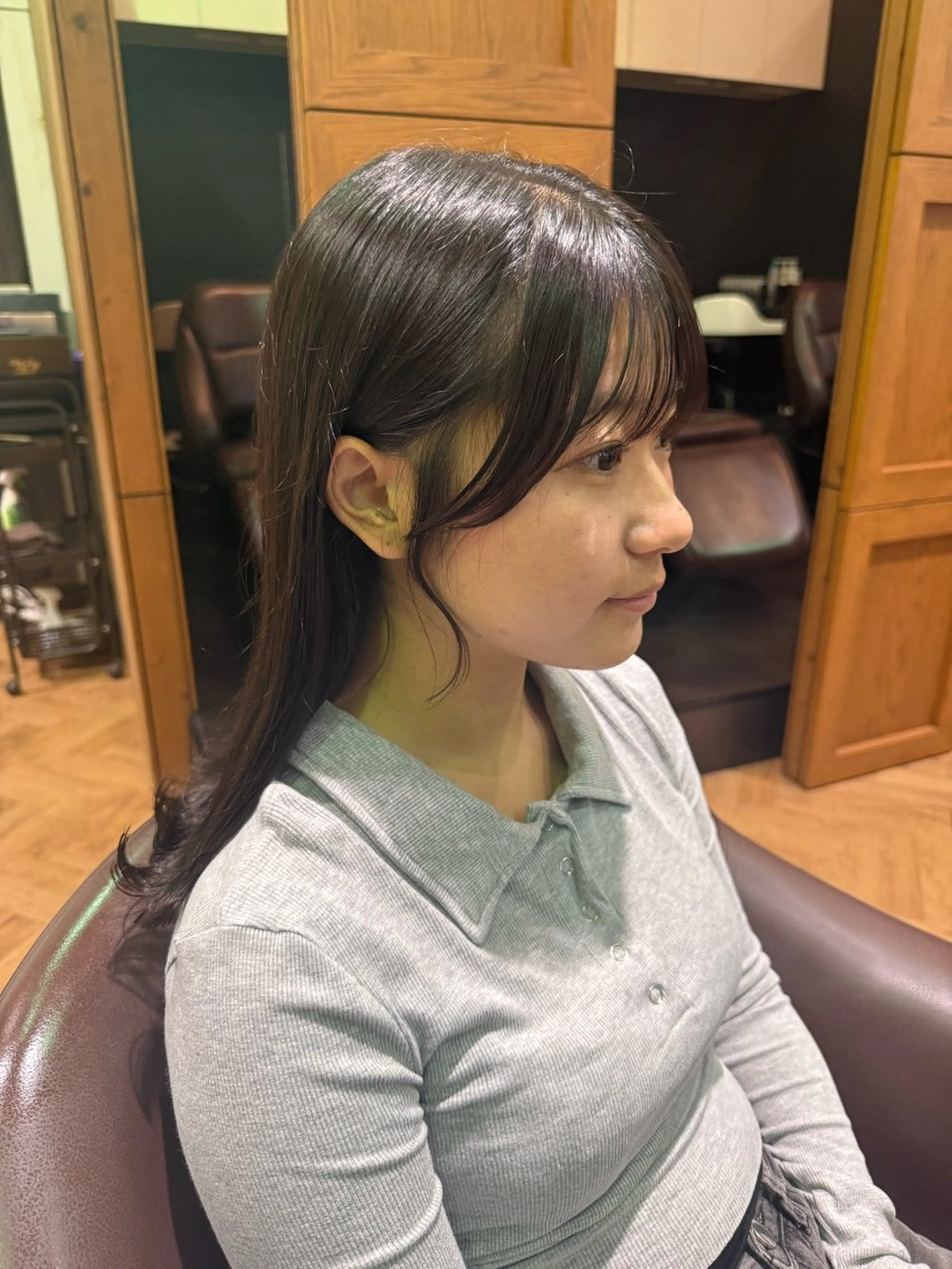 ミディアム 溝口 槙里也のヘアスタイル