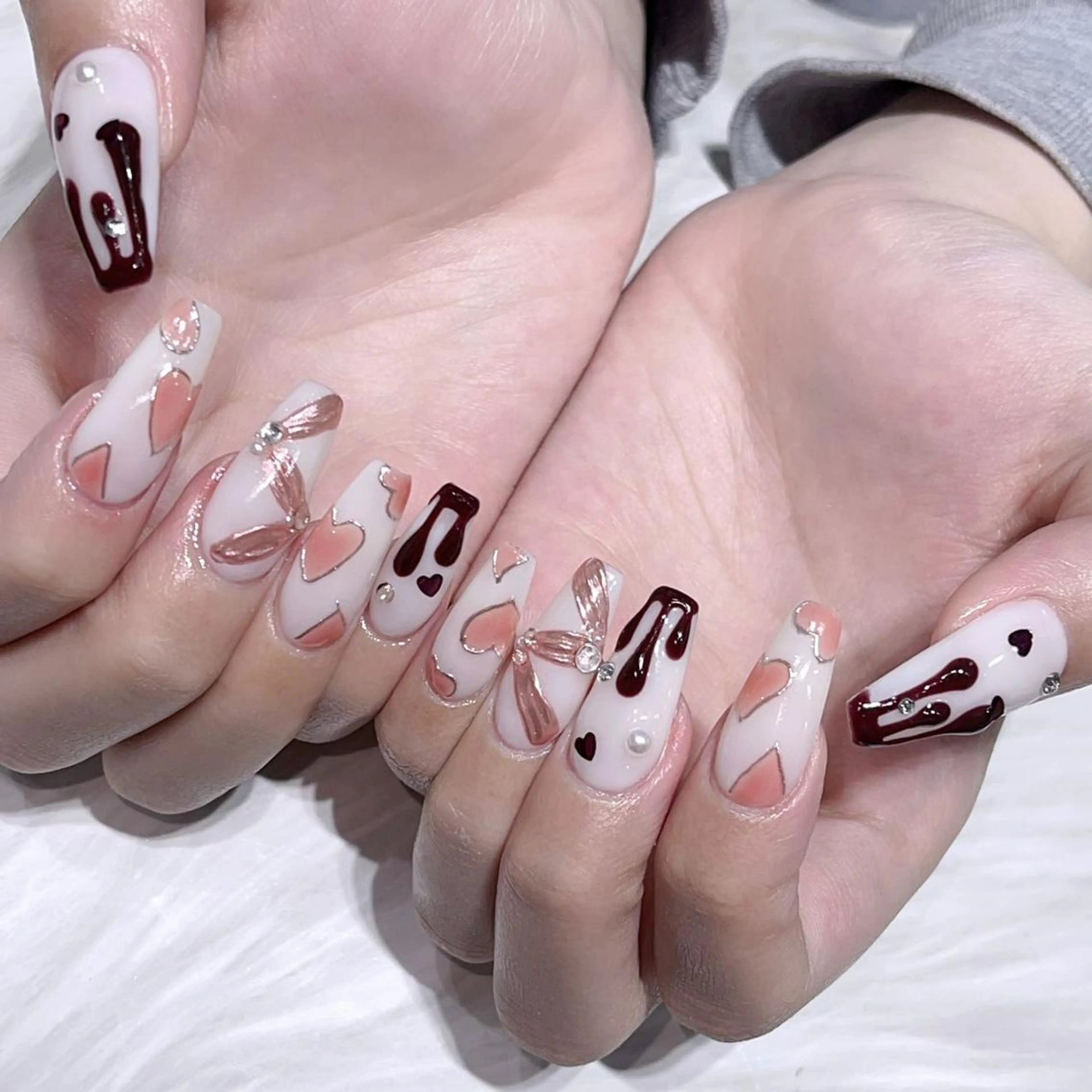 ネイル ハンドネイル Queens momoのネイルデザイン