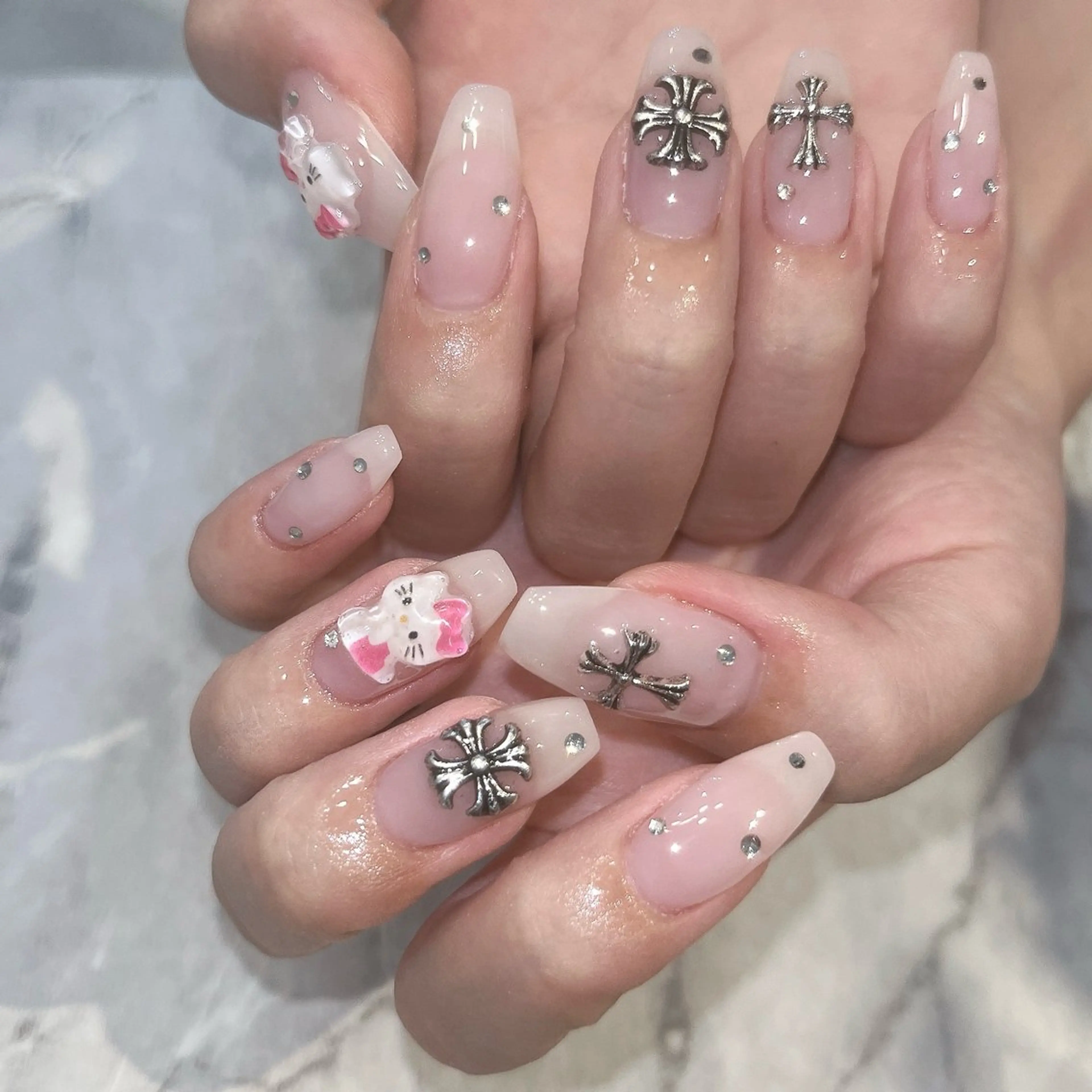 ネイル ハンドネイル CARAT/ Rinaのネイルデザイン