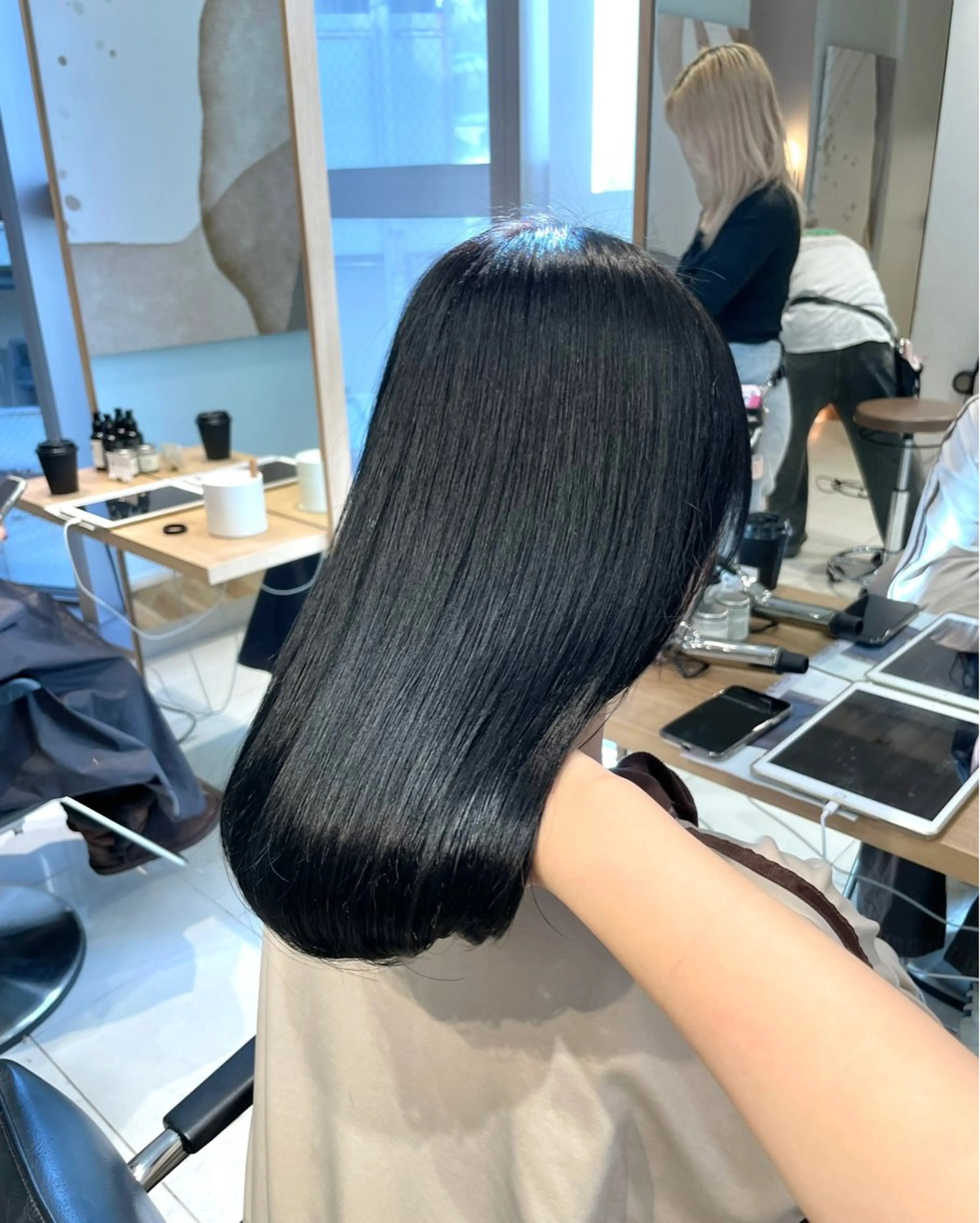 ミディアム カラー カット ヘアカラー トリートメント ツヤ髪/韓国ヘア 💎Nokaのヘアスタイル