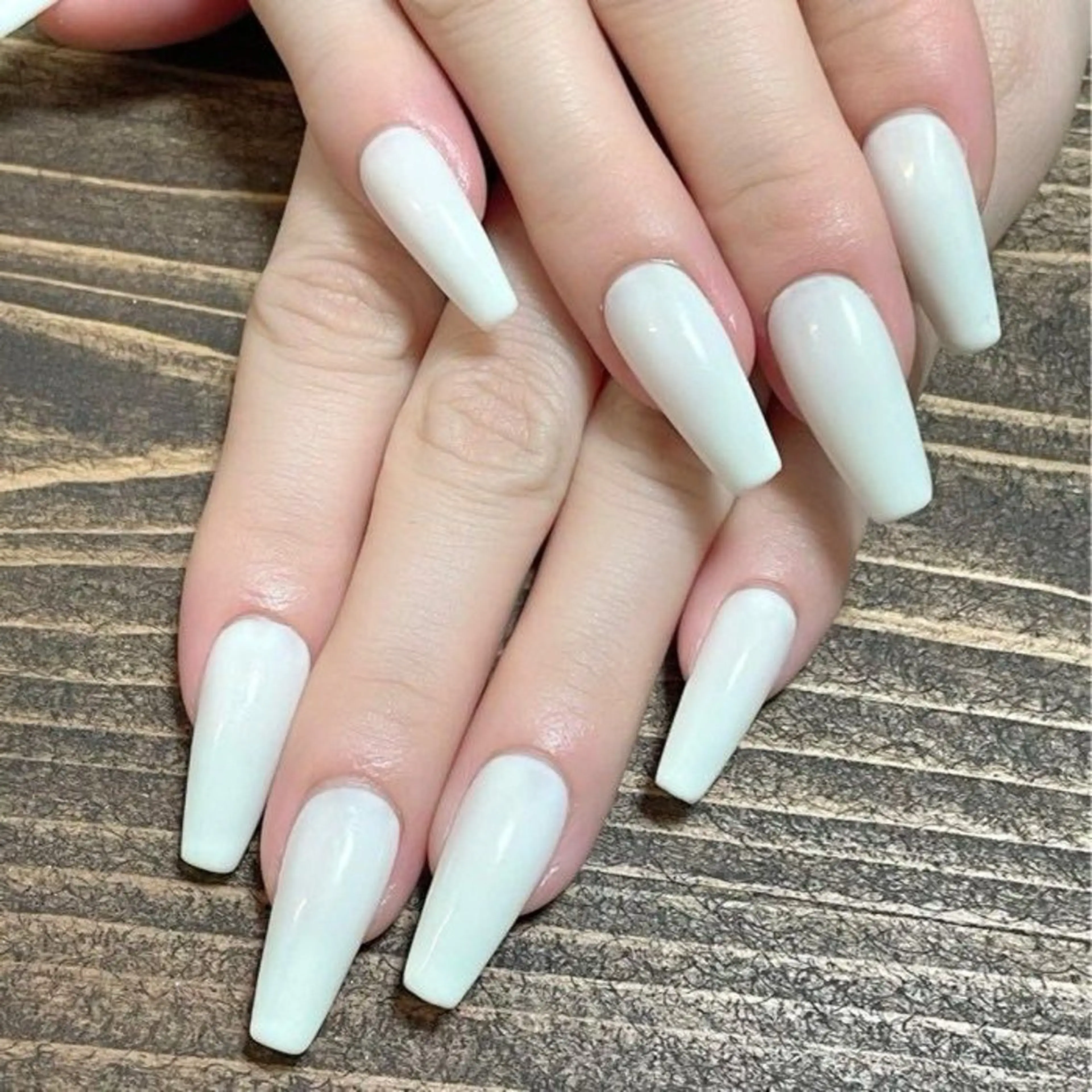 ネイル 王 莉莉のネイルデザイン