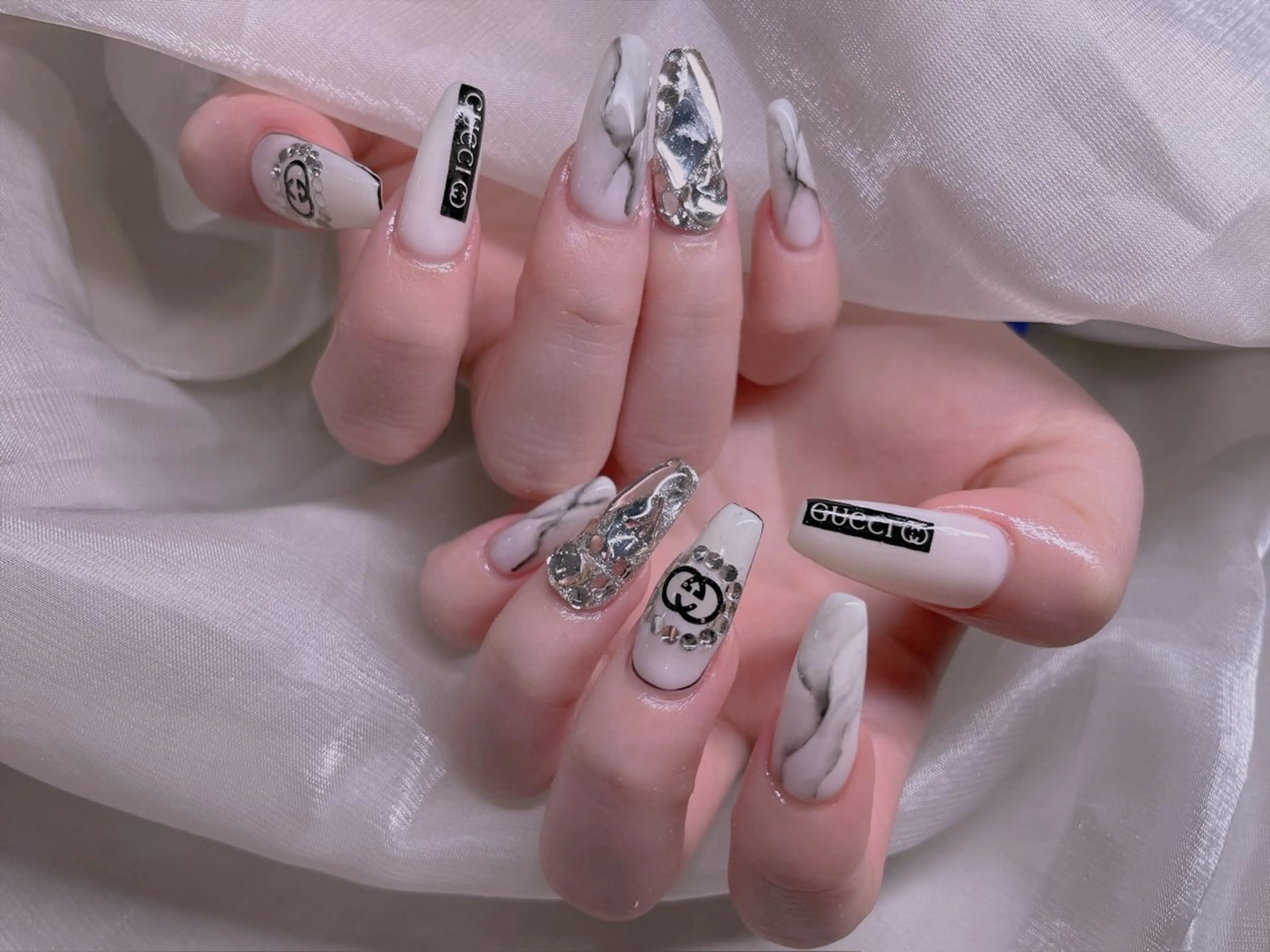 ネイル ハンドネイル リン リンのネイルデザイン