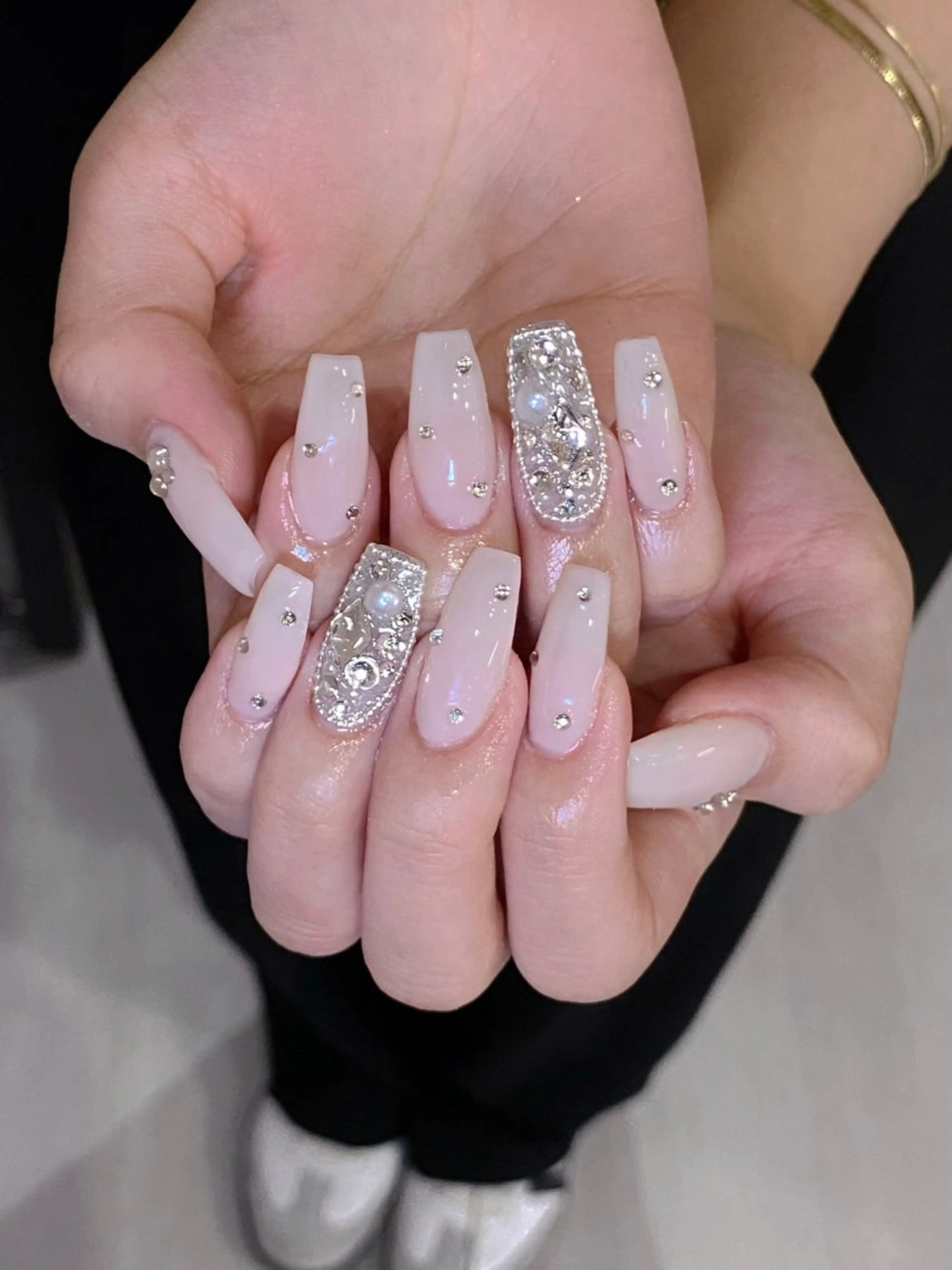 ネイル ハンドネイル Dark honey スカルプ専門原宿店のネイルデザイン