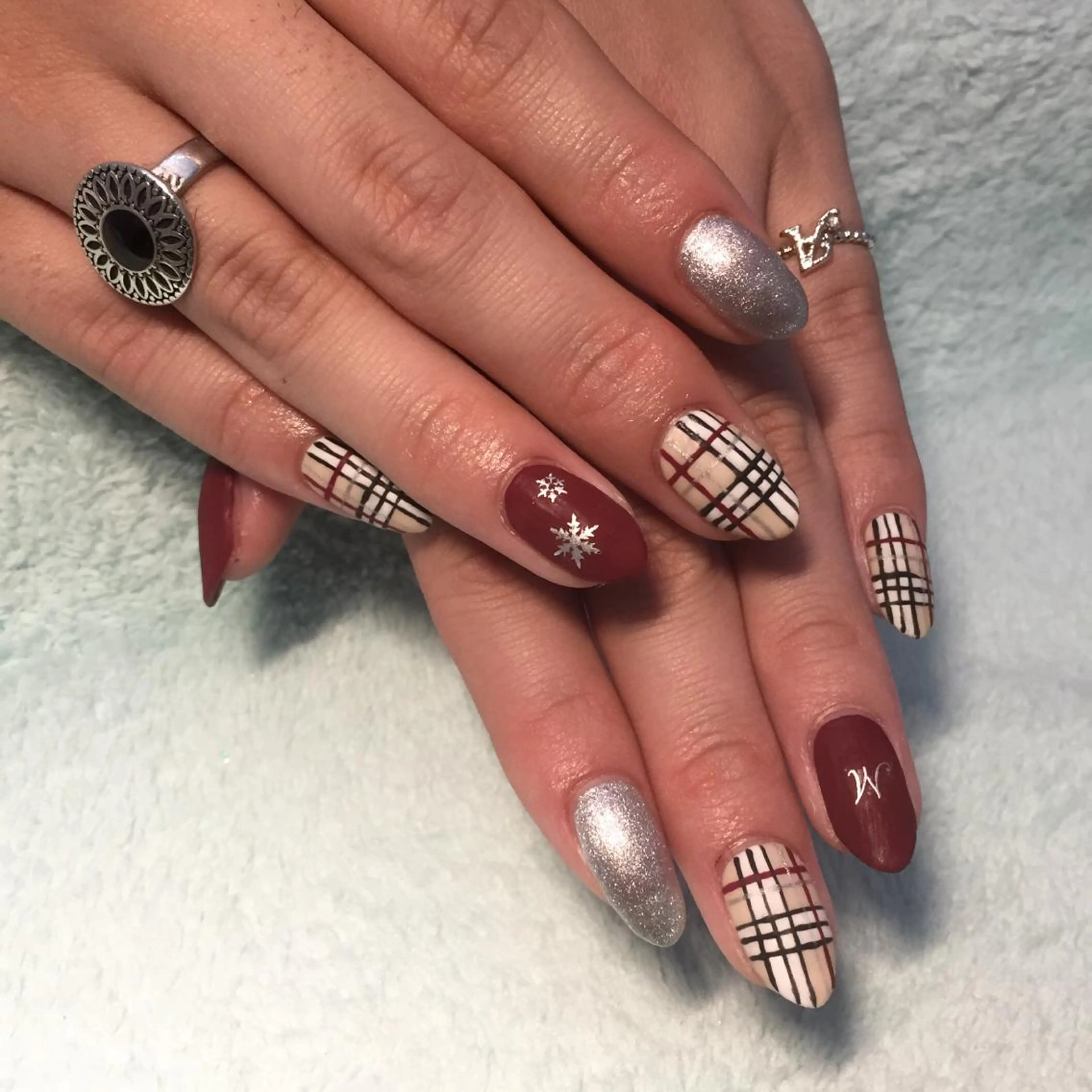 ネイル BANBINANAIL所属・イリネコ マリのネイルデザイン