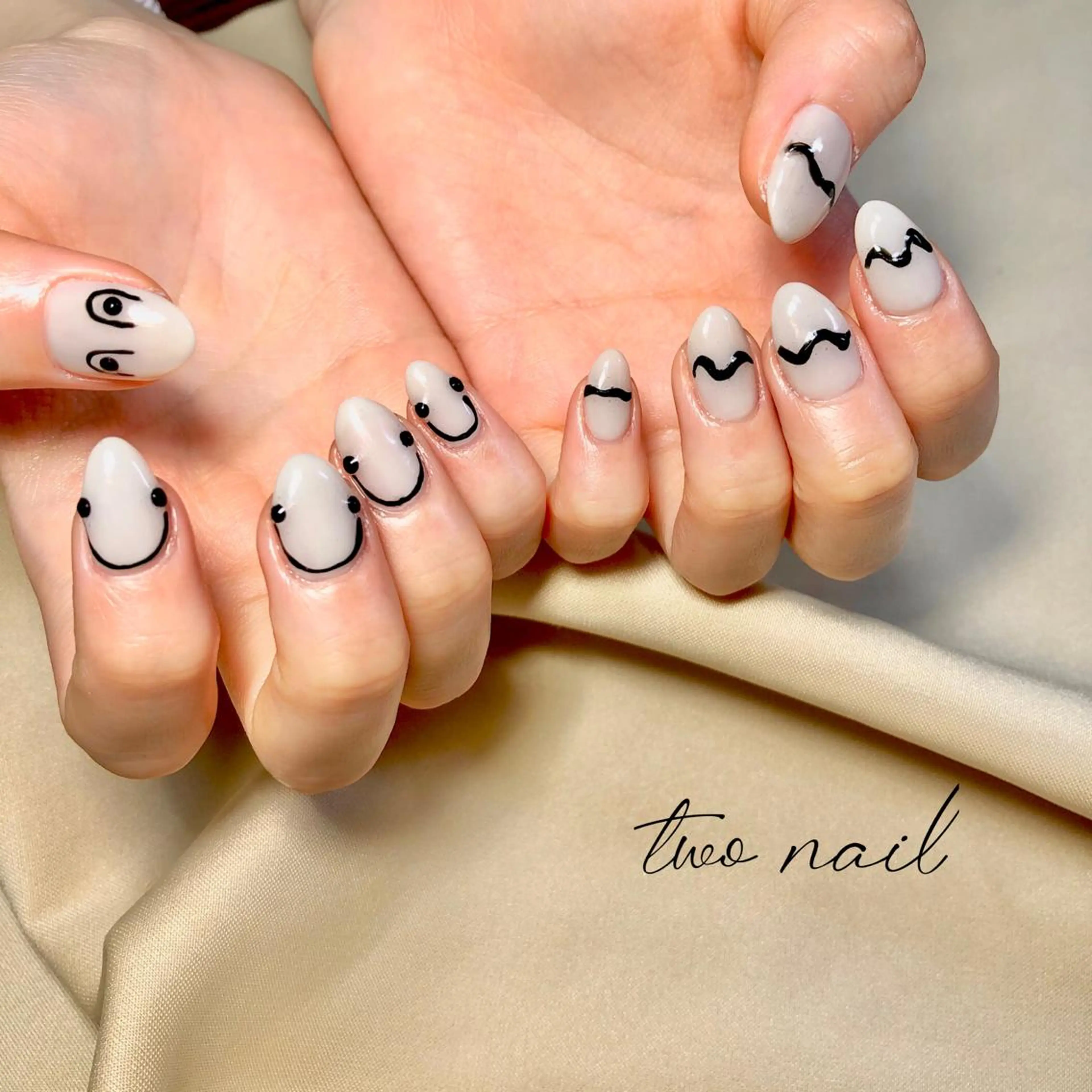 ネイル アートネイル フットネイル ハート ニュアンスネイル ホワイト two nailのネイルデザイン