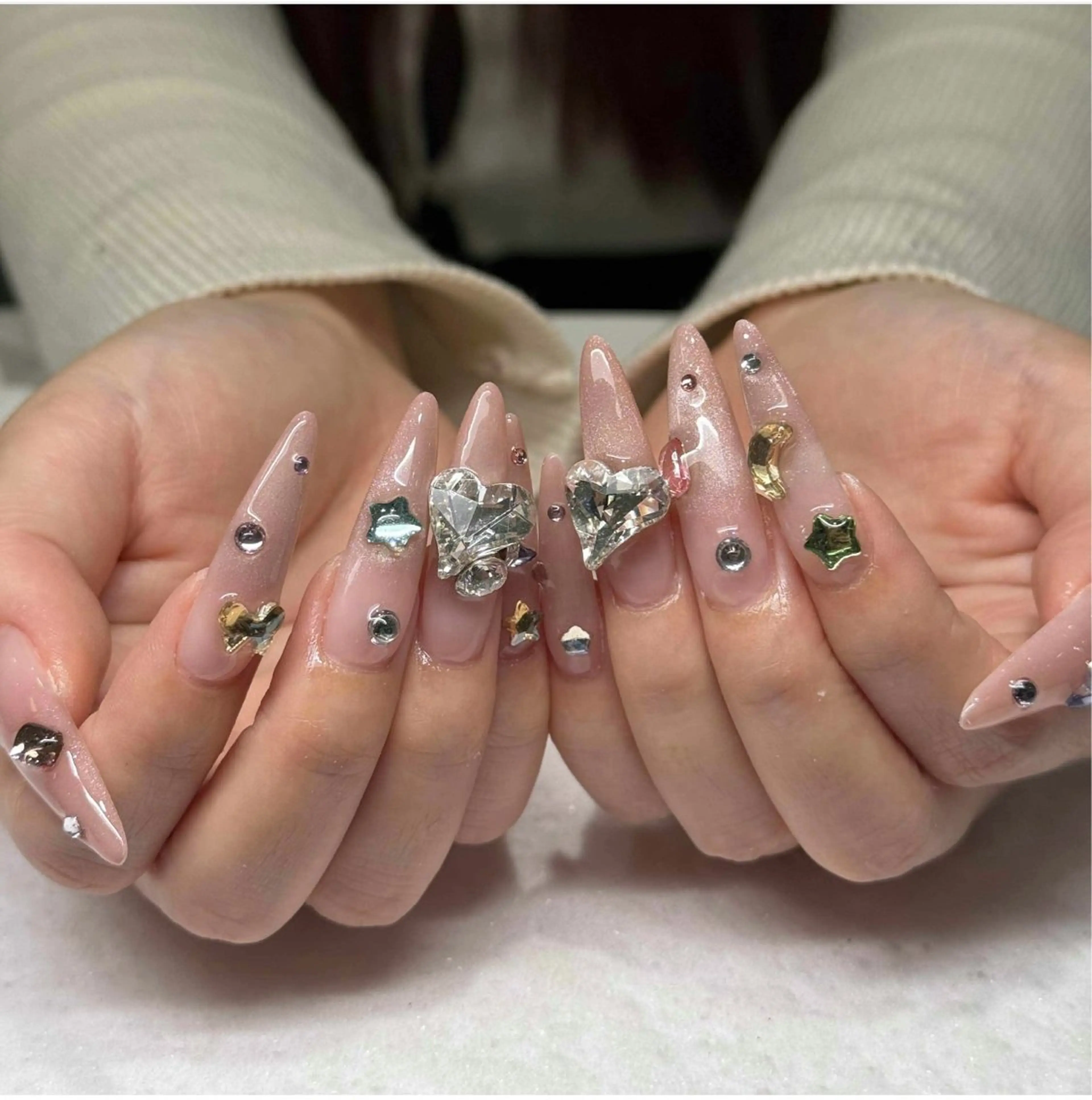 ネイル オーロラネイル ブルー チークネイル フットネイル フレンチネイル ハンドネイル REI レイのネイルデザイン