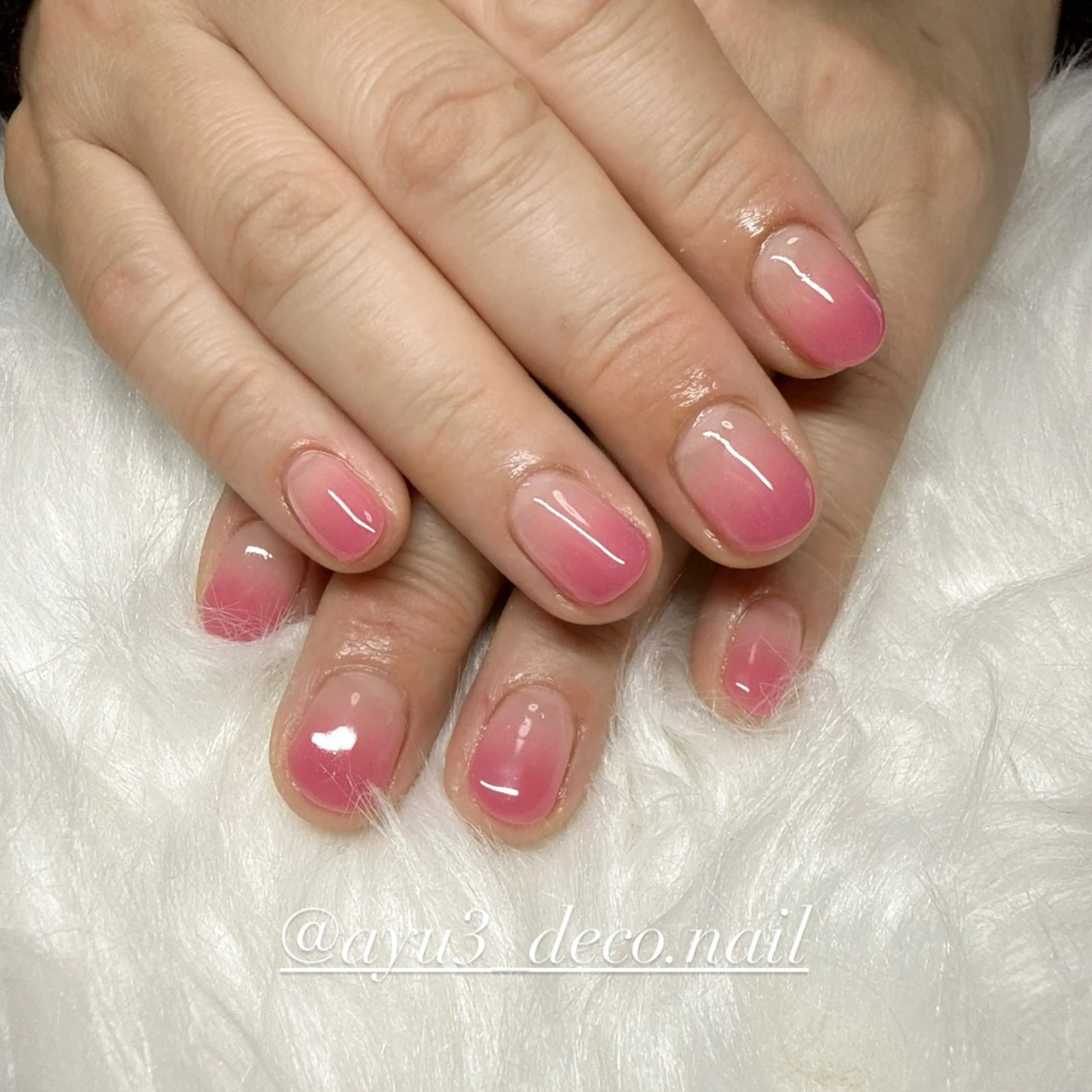 ネイル グラデーション 大橋 歩美のネイルデザイン