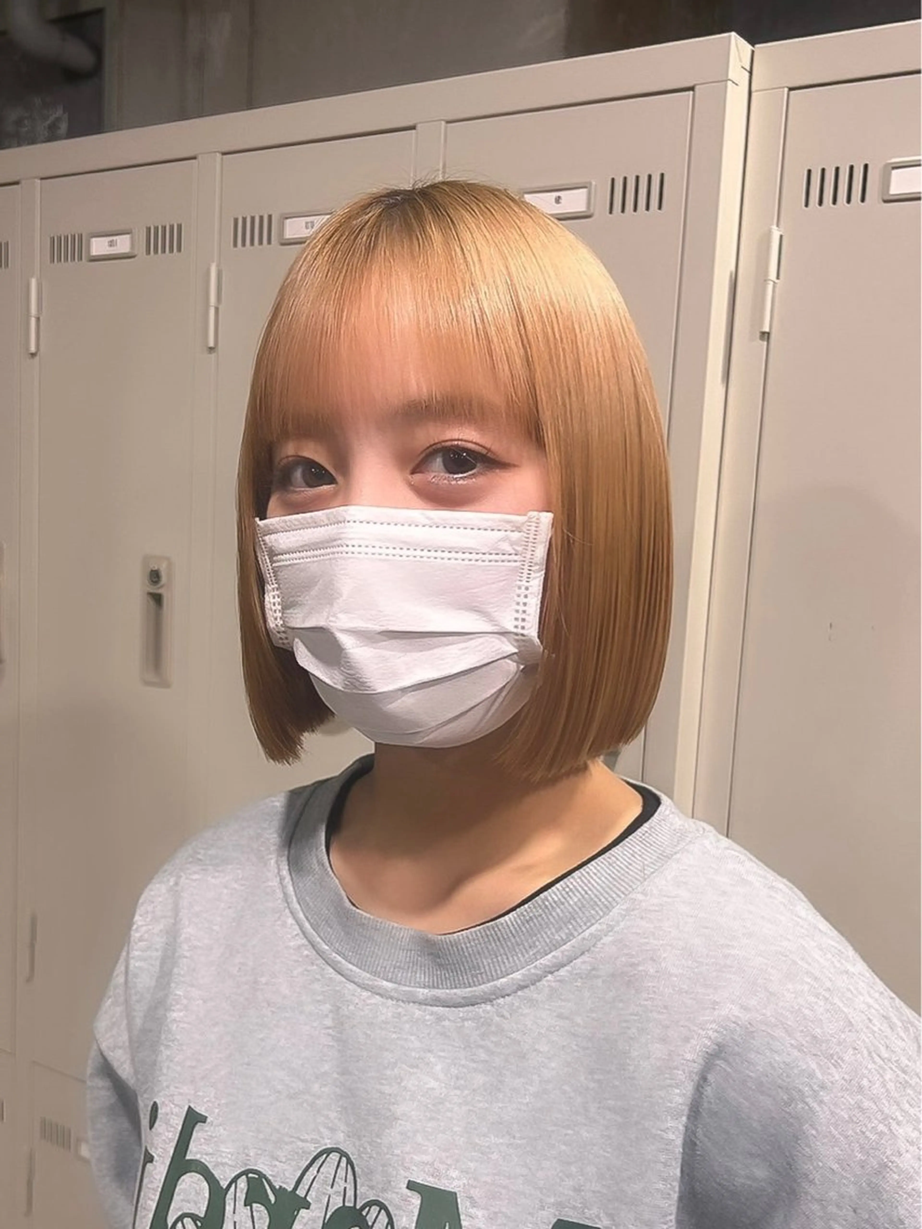 ショート カラー 切りっぱなしボブ ボブ 韓国風ヘア 僕なら縮毛矯正してて もブリーチできますのヘアスタイル