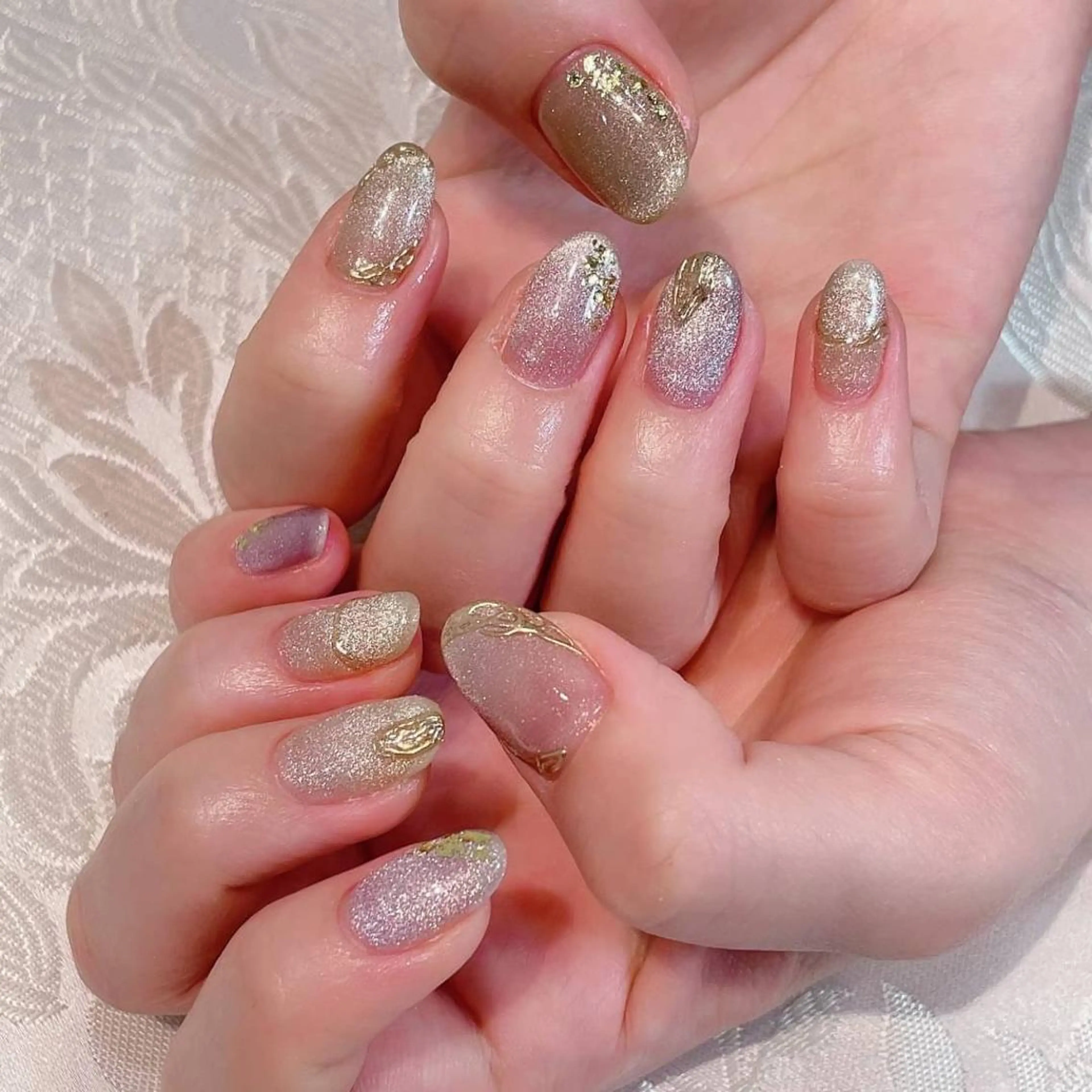 ネイル RAFFINE 月🦋🩵のネイルデザイン