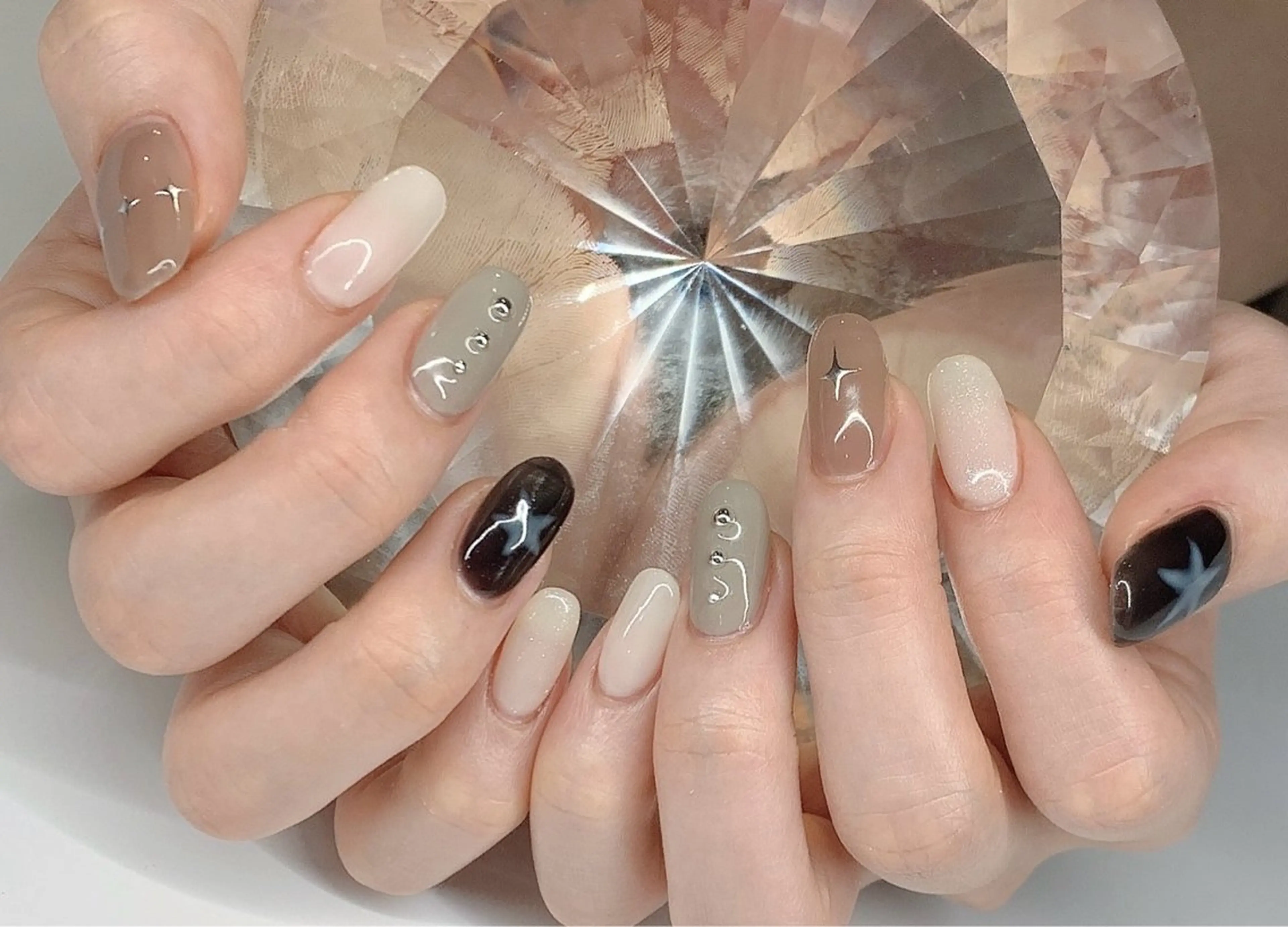 ネイル LoaChaton kaeのネイルデザイン