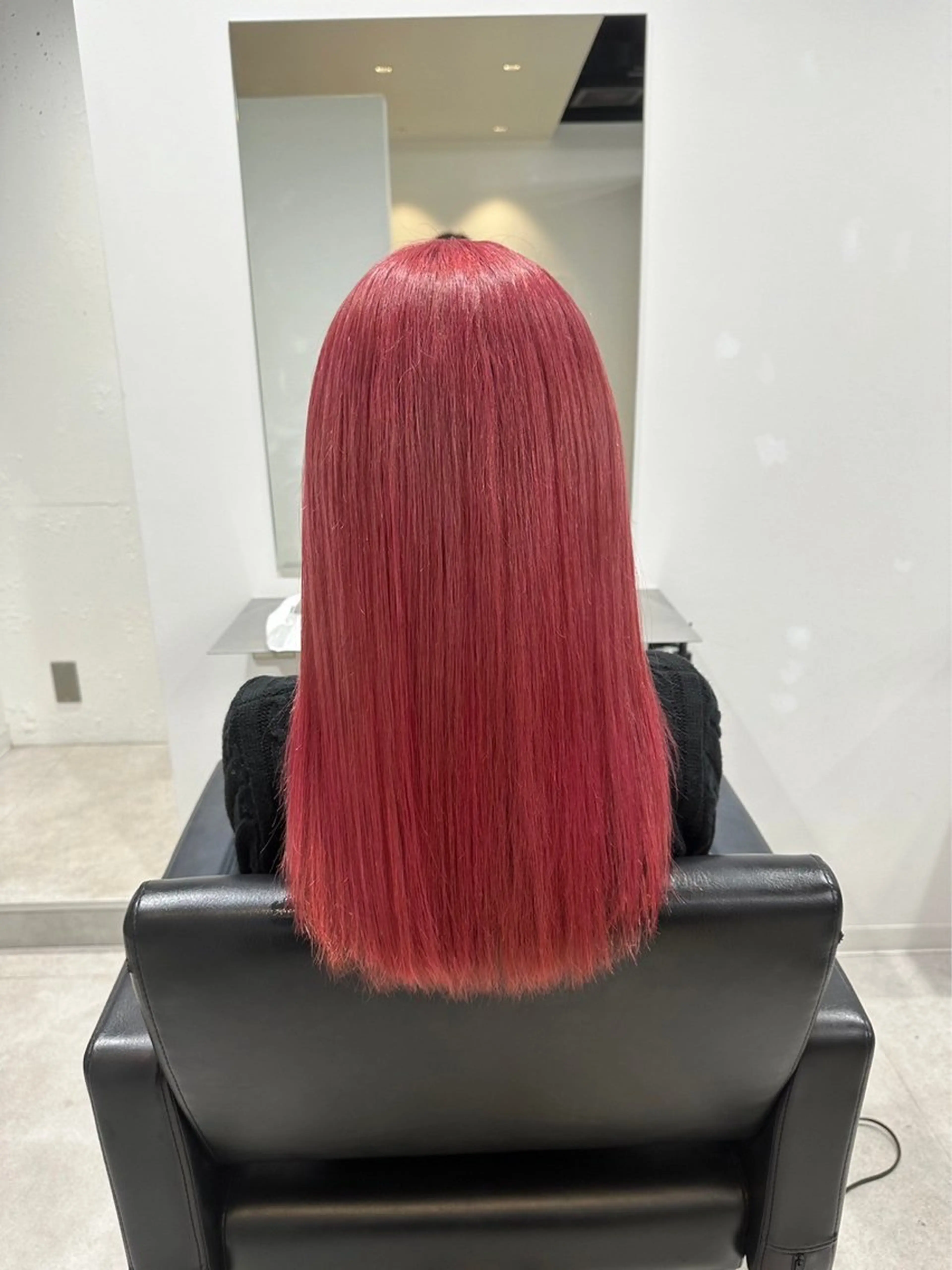 セミロング ヘアカラー トリートメント Kro ハイトーン×ブリーチのヘアスタイル