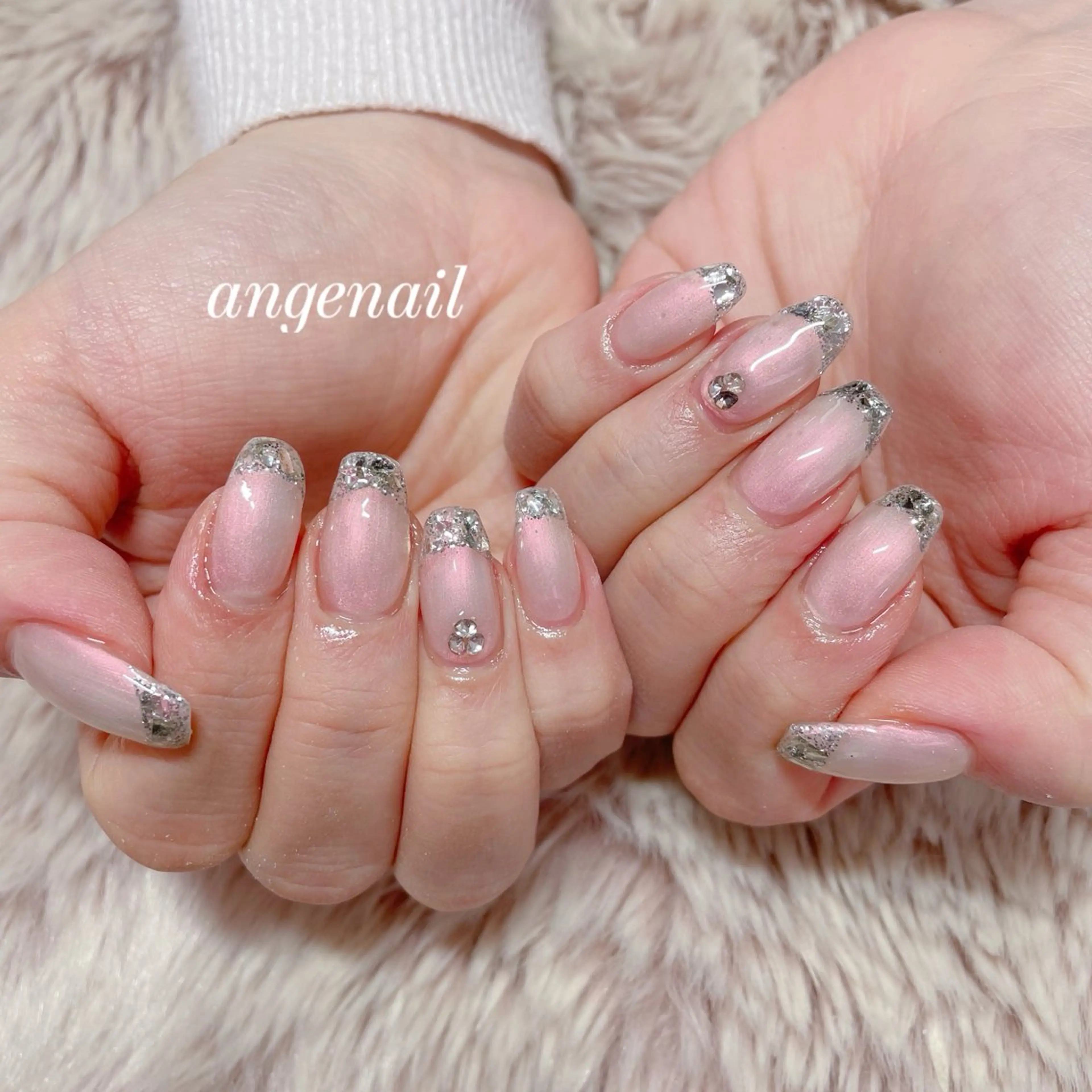 ネイル ハンドネイル オーナーネイリスト MAKIのネイルデザイン