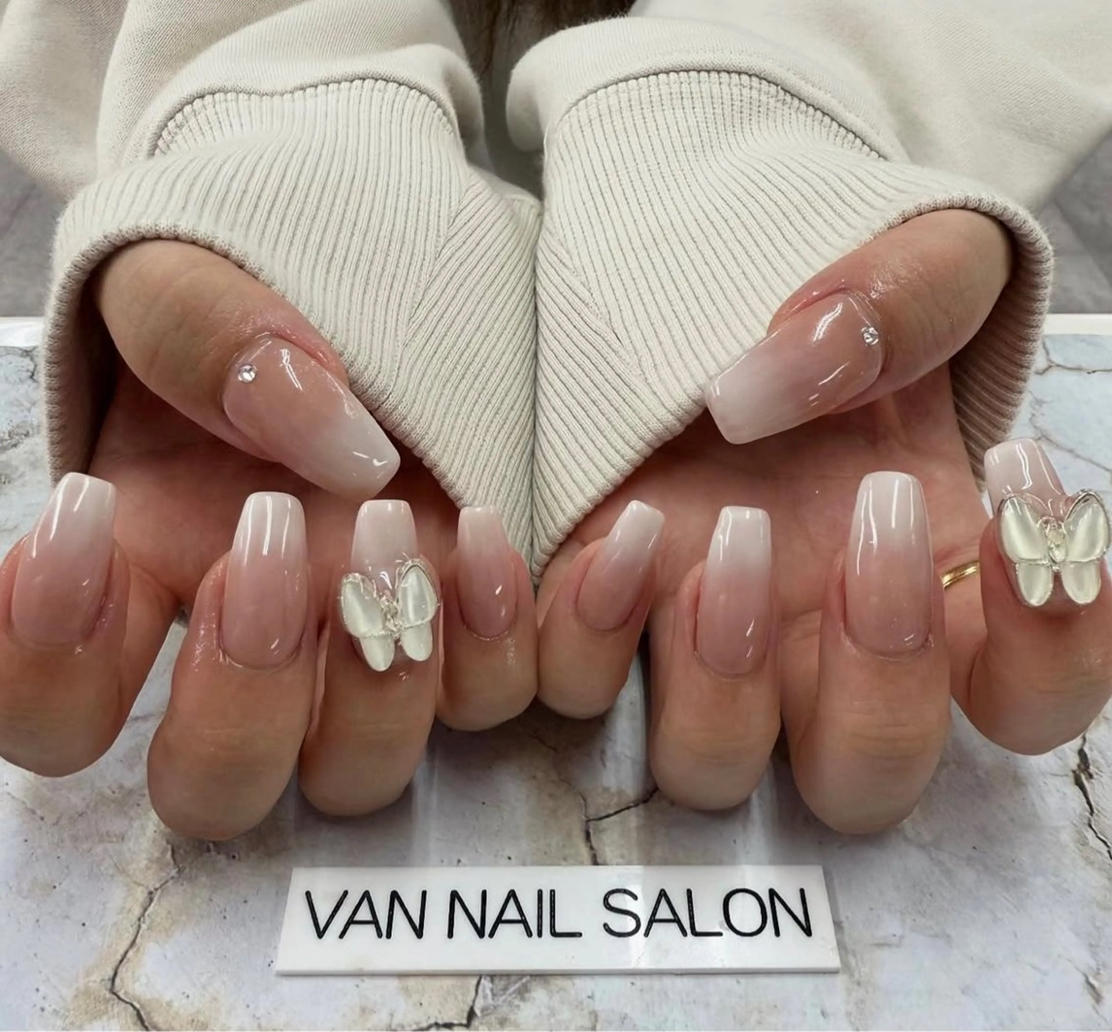 ネイル ハンドネイル Van Nail Salonのネイルデザイン
