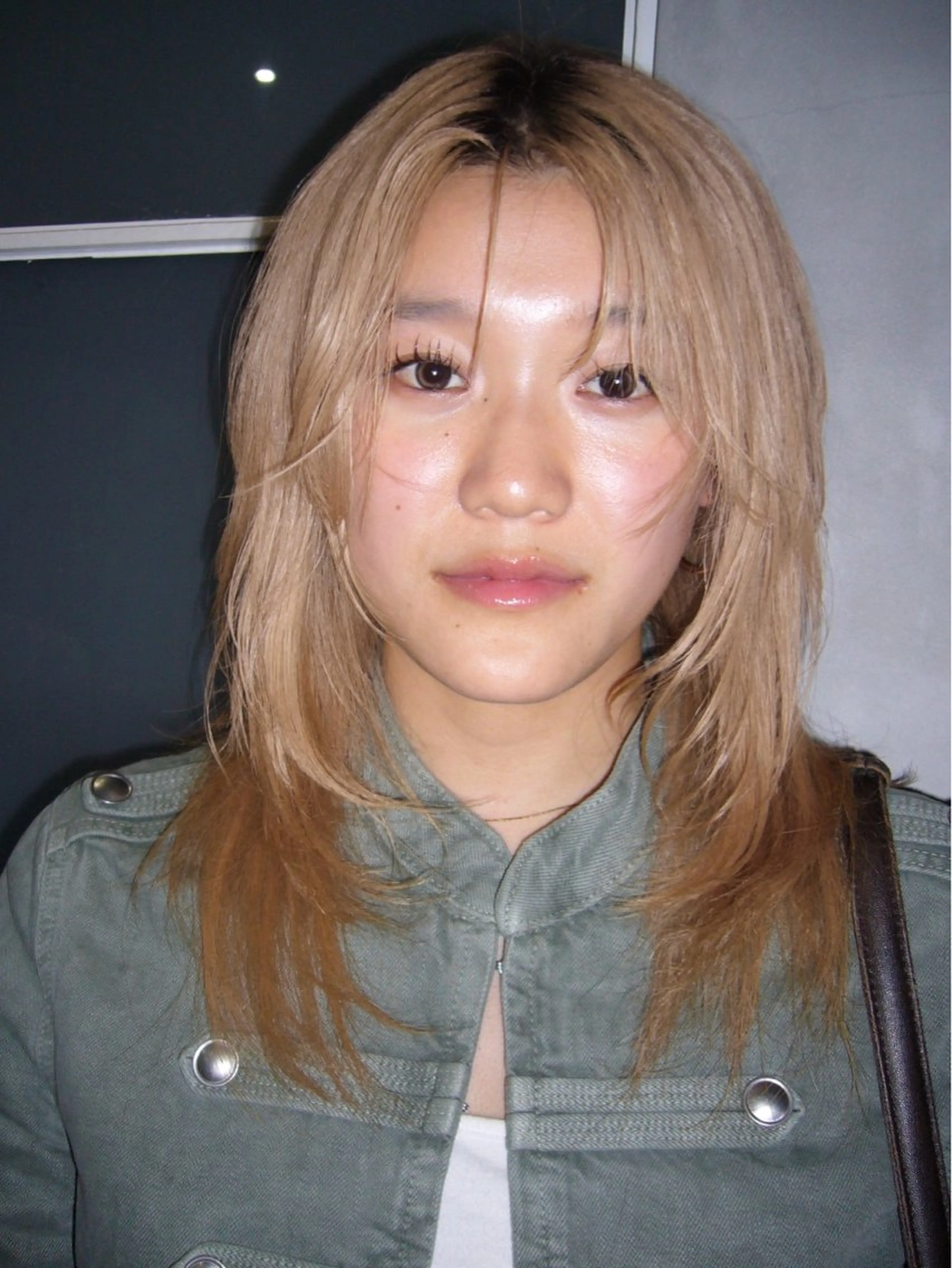 ロング カラー ヘアカラー 坂入 美帆のヘアスタイル