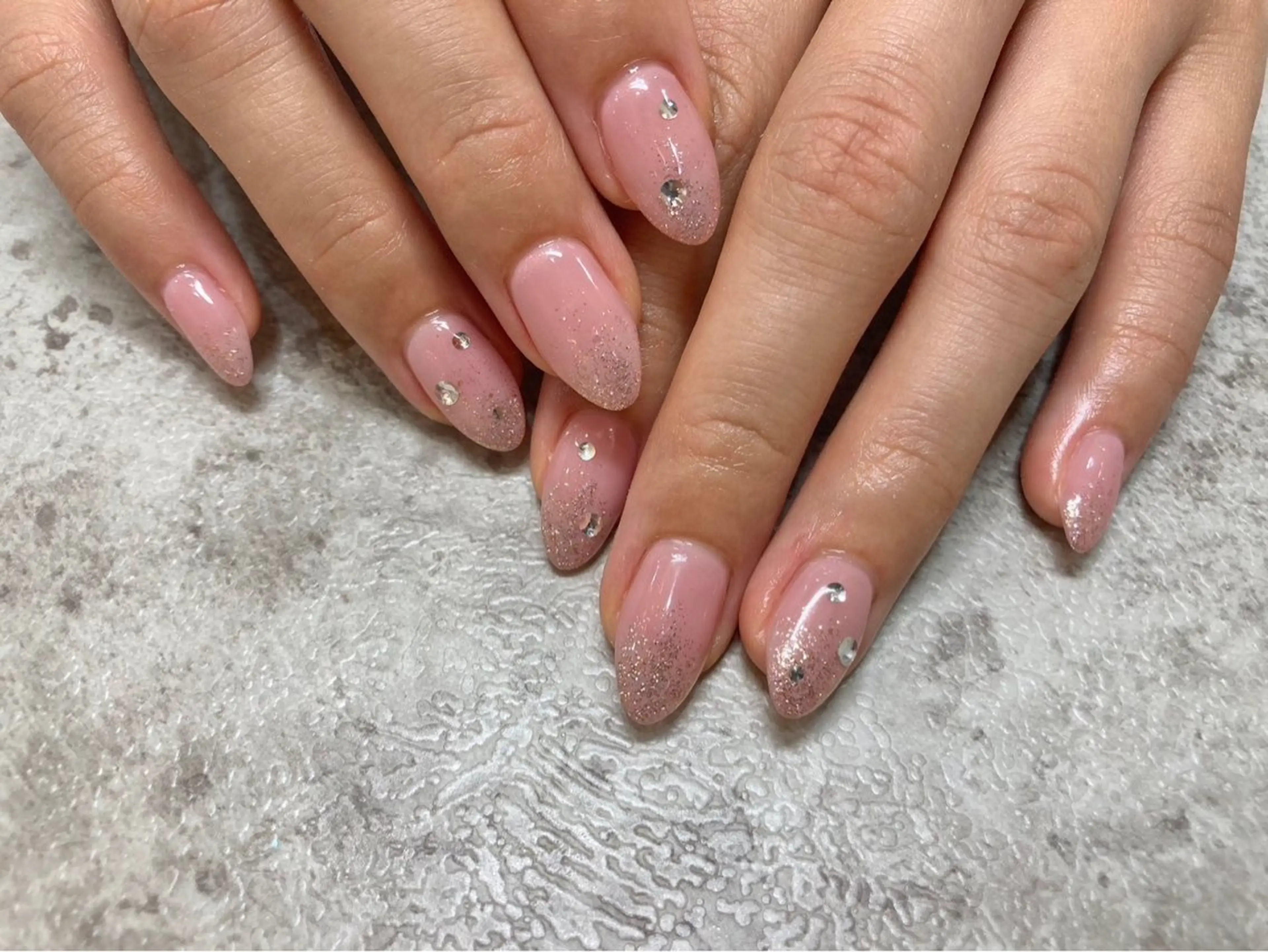 ネイル ハンドネイル nailst 高橋のネイルデザイン