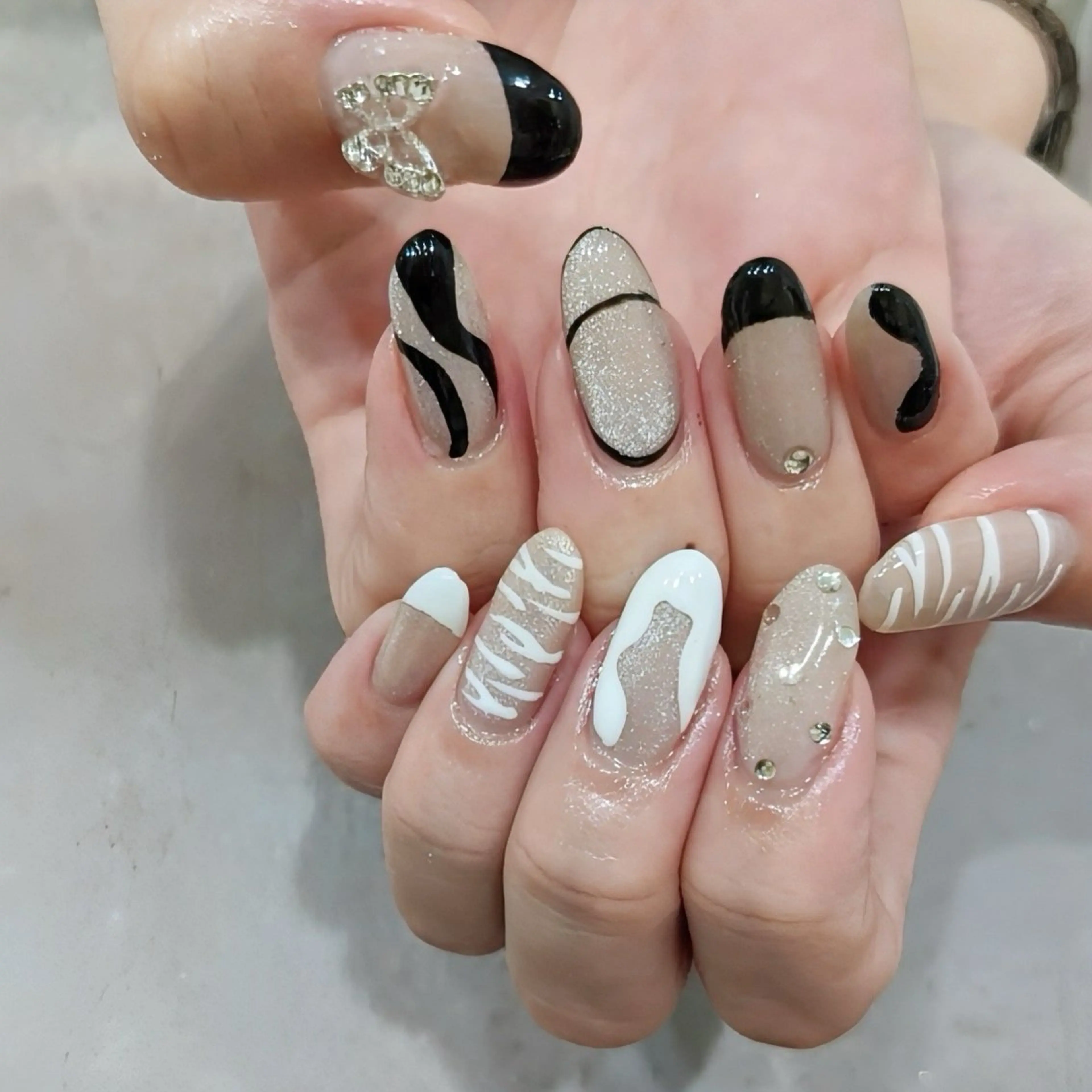 ネイル YURI ◡̈ nagoyaのネイルデザイン