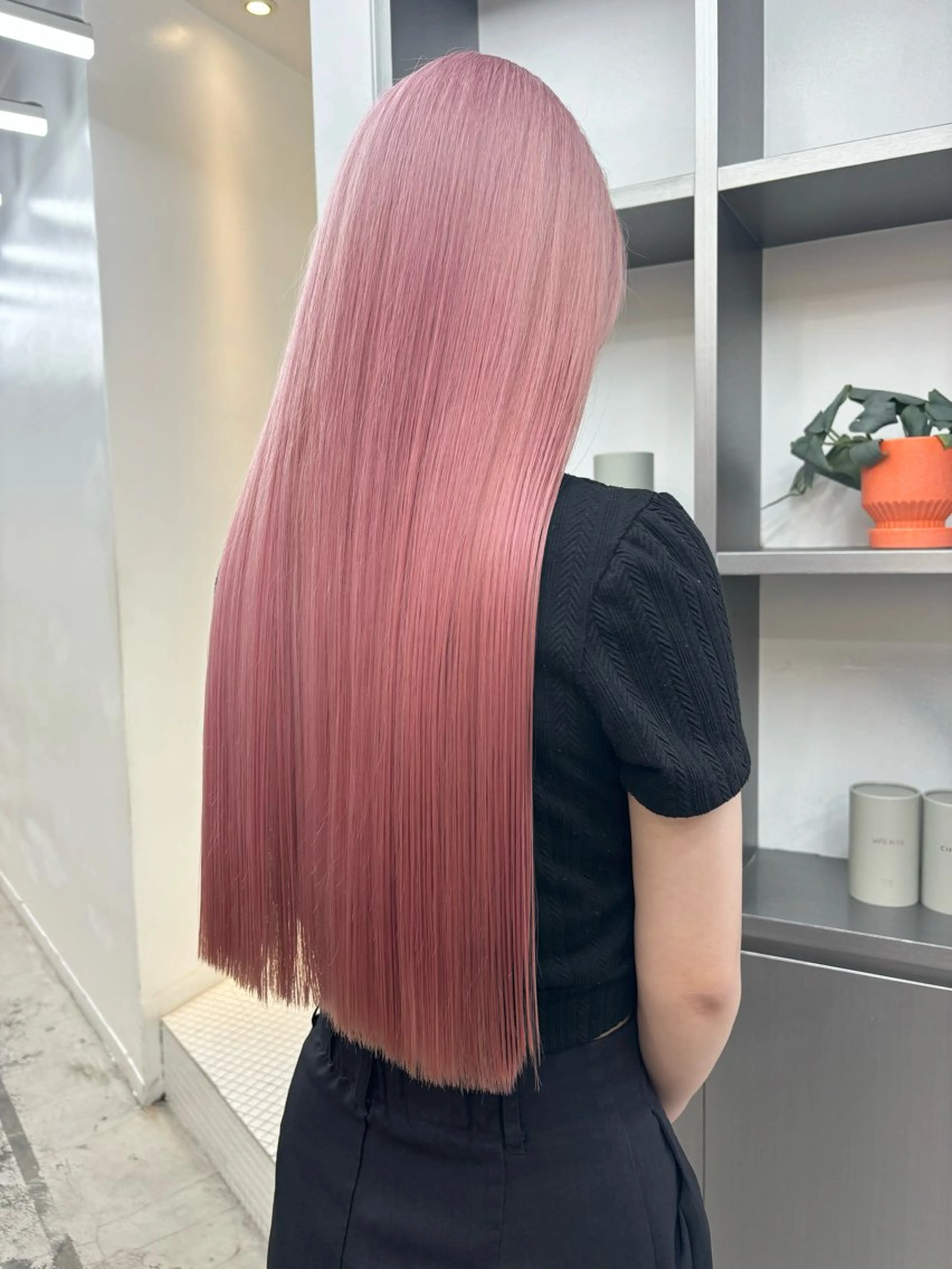 ロング カラー ヘアアレンジ ブリーチ 髪質改善 トリートメント ヘアカラー トリートメント 🎨ハイトーン/ 切りっぱなし みつきのヘアスタイル