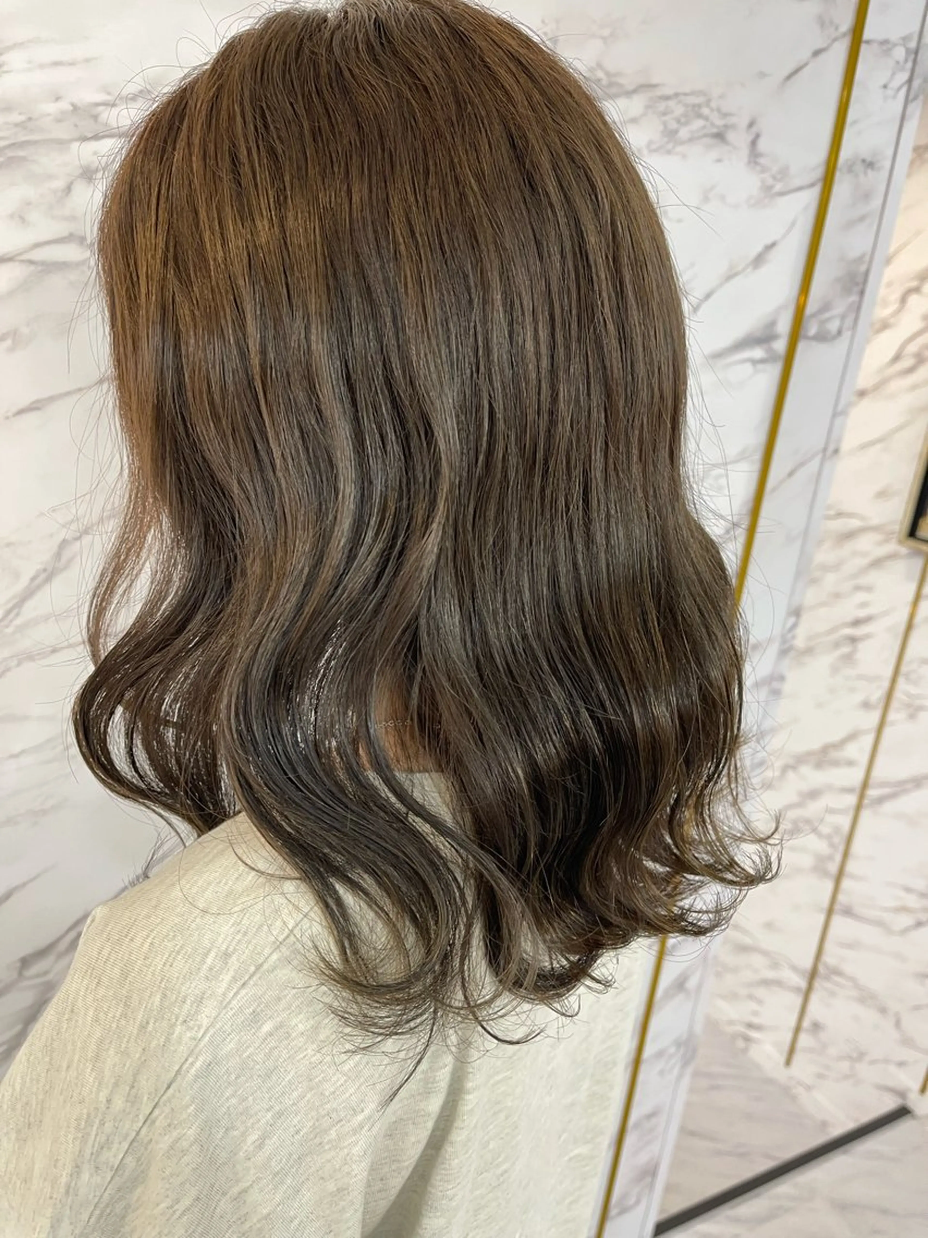セミロング 西野 蓮のヘアスタイル