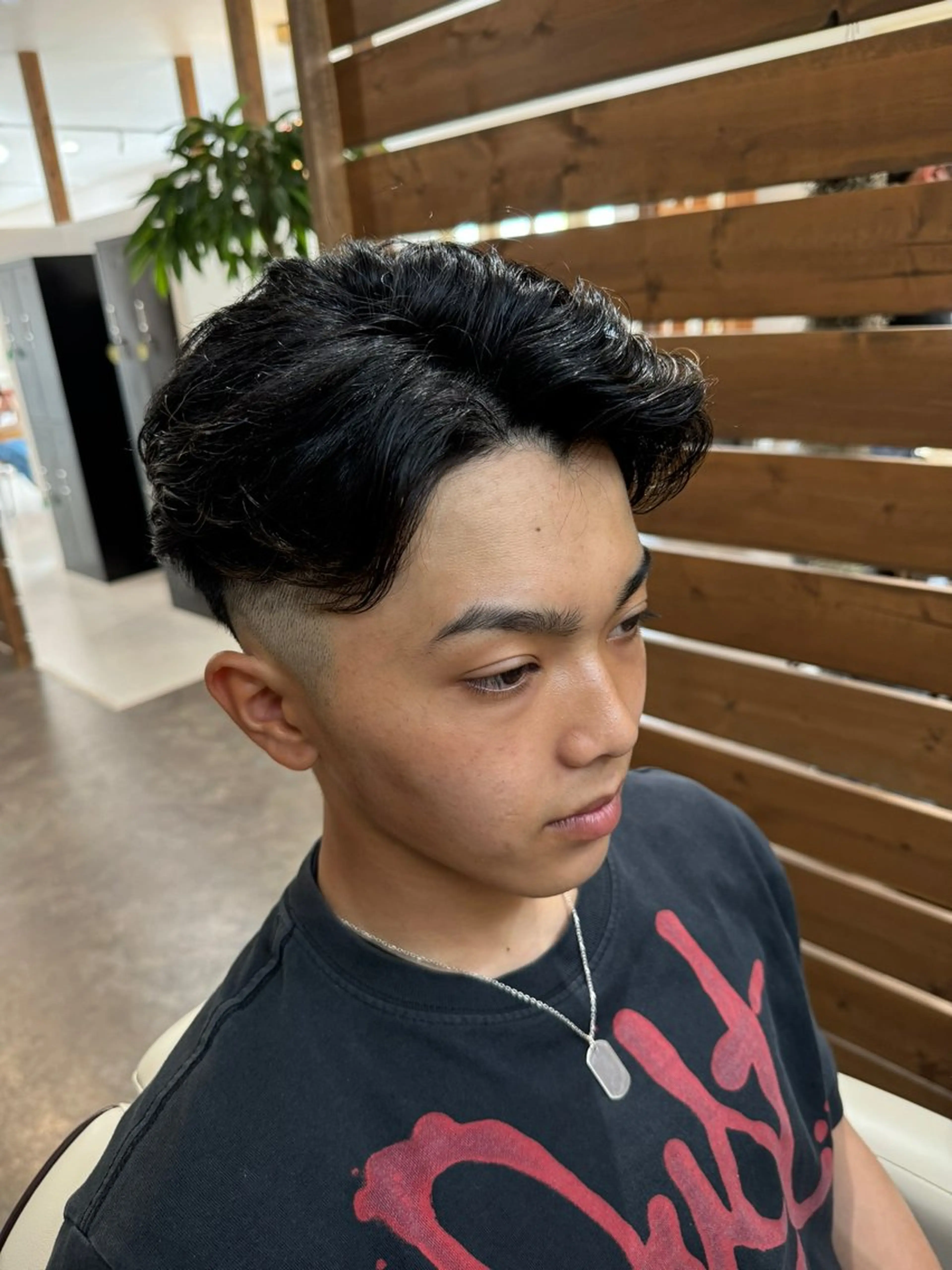 パーマ メンズ カット Salon de Qualia(サロンドクオリア)所属・杉下　涼/ハイトーン /髪質改善/パーマのヘアスタイル