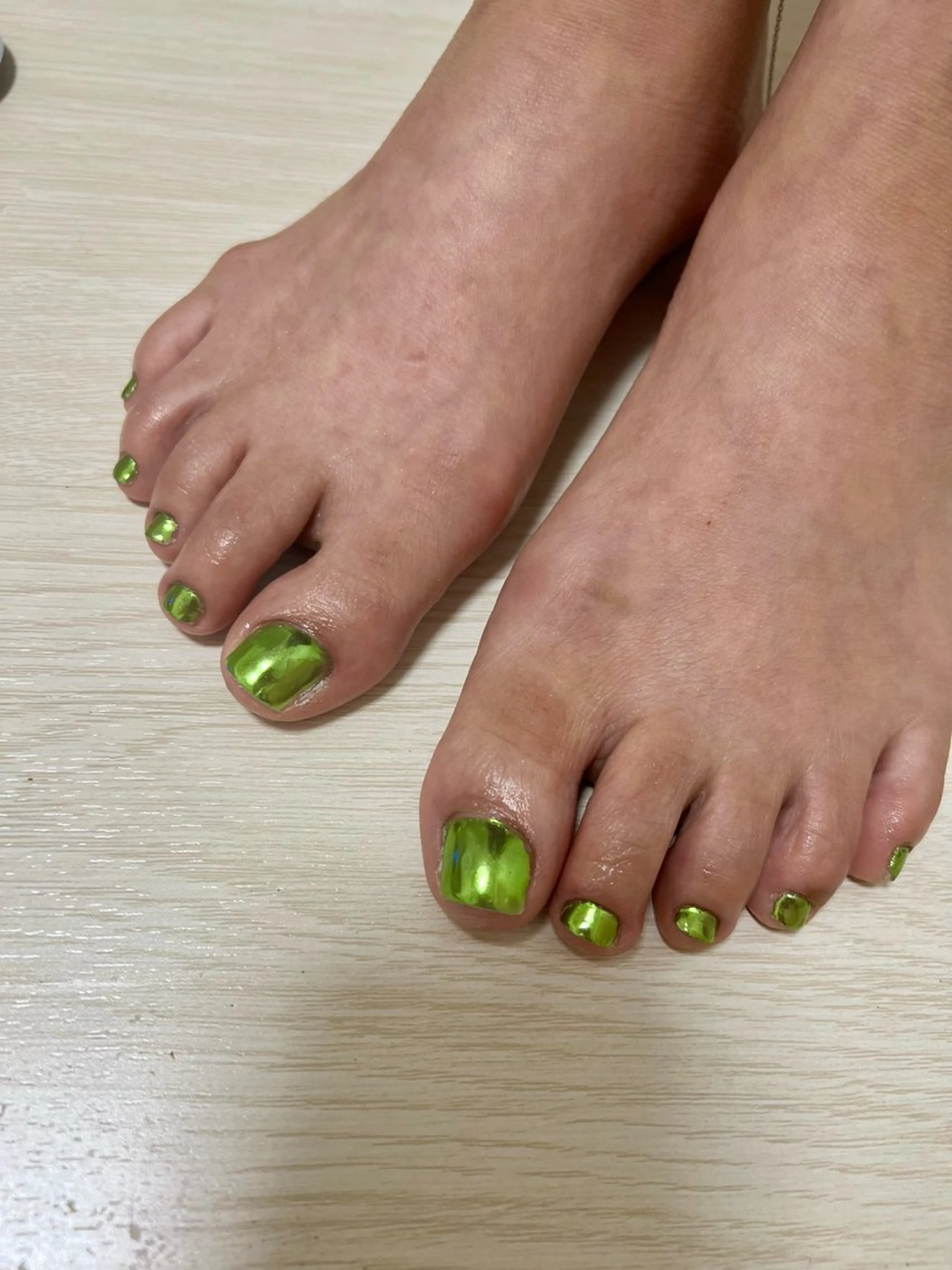 ネイル ミラーネイル Keytos所属・小池 奈央のネイルデザイン