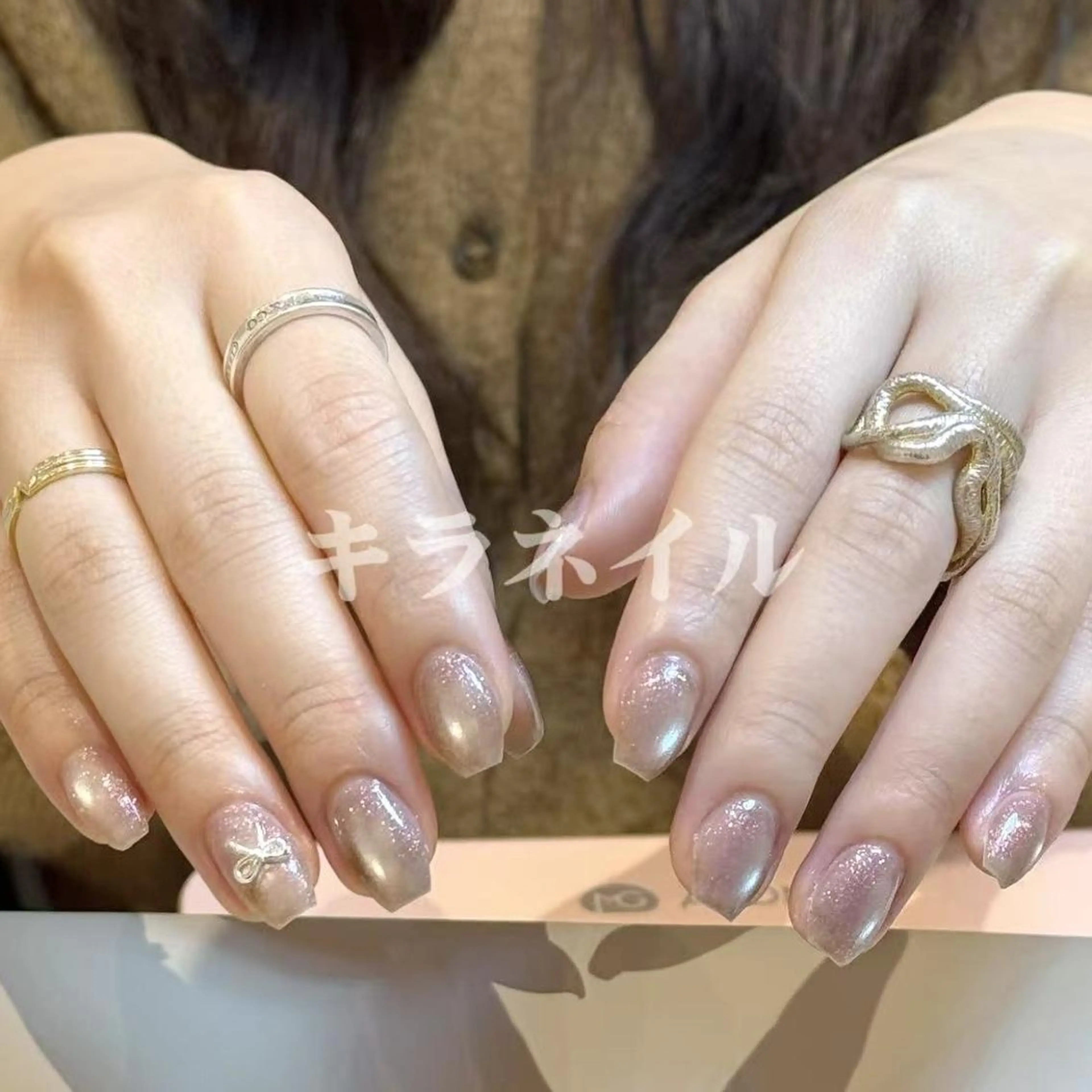 ネイル ハンドネイル 🎀KIRA ワンホンネイル✨のネイルデザイン