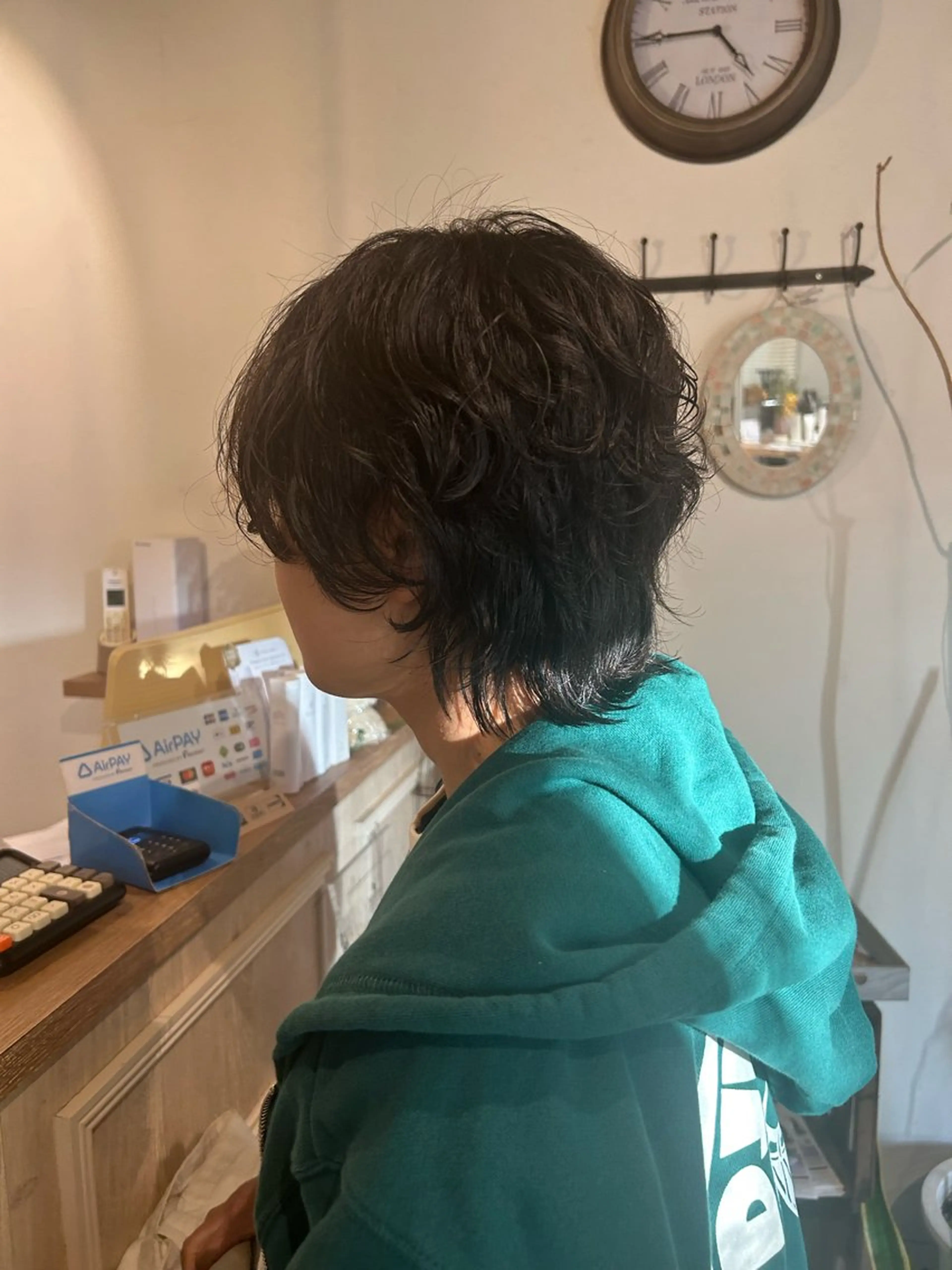 ミディアム ミディアムパーマ ウルフカット カット パーマ ボブ/暖色/透明 感カラー/Sachiのヘアスタイル