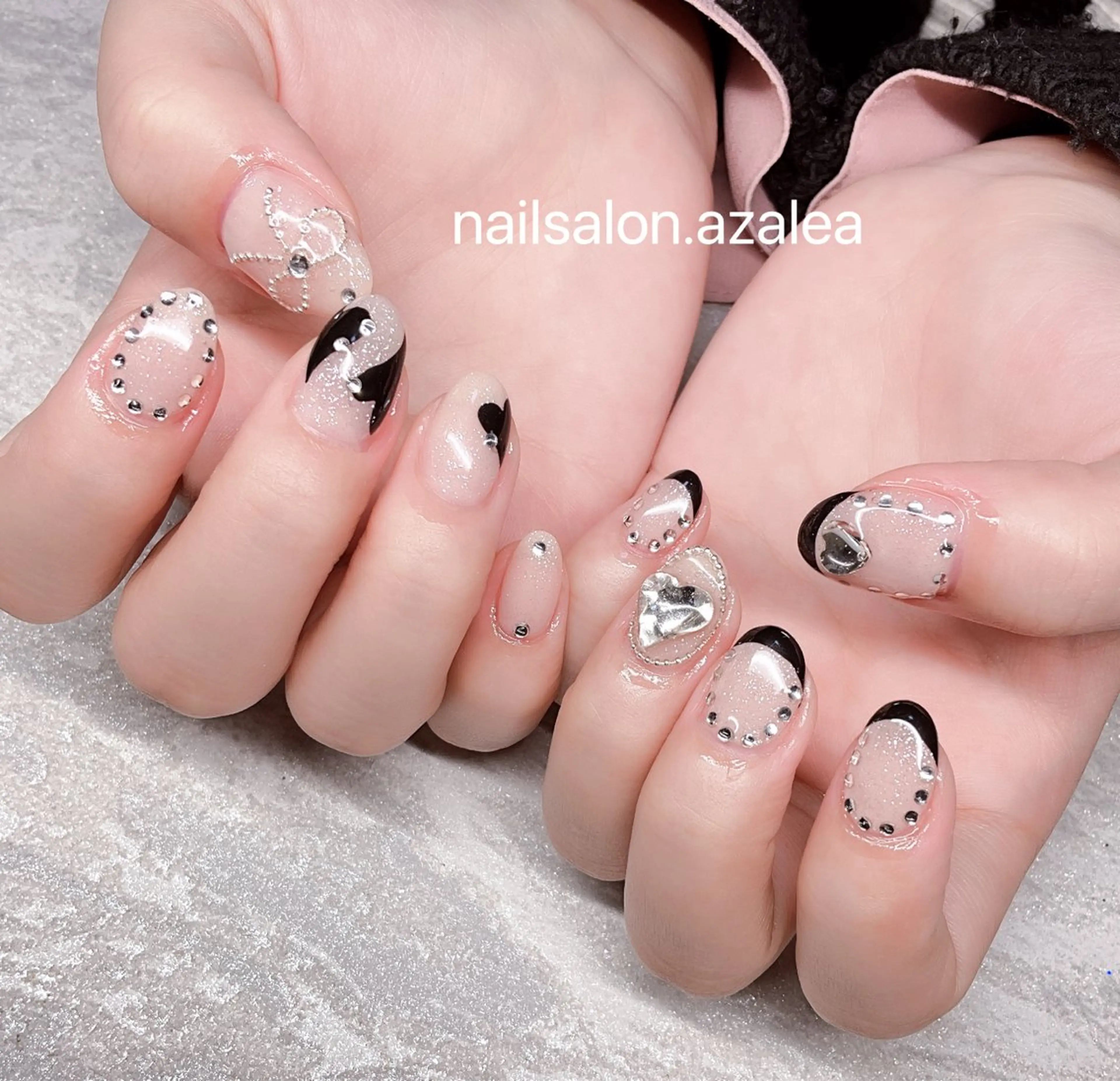 ネイル ハンドネイル R inのネイルデザイン