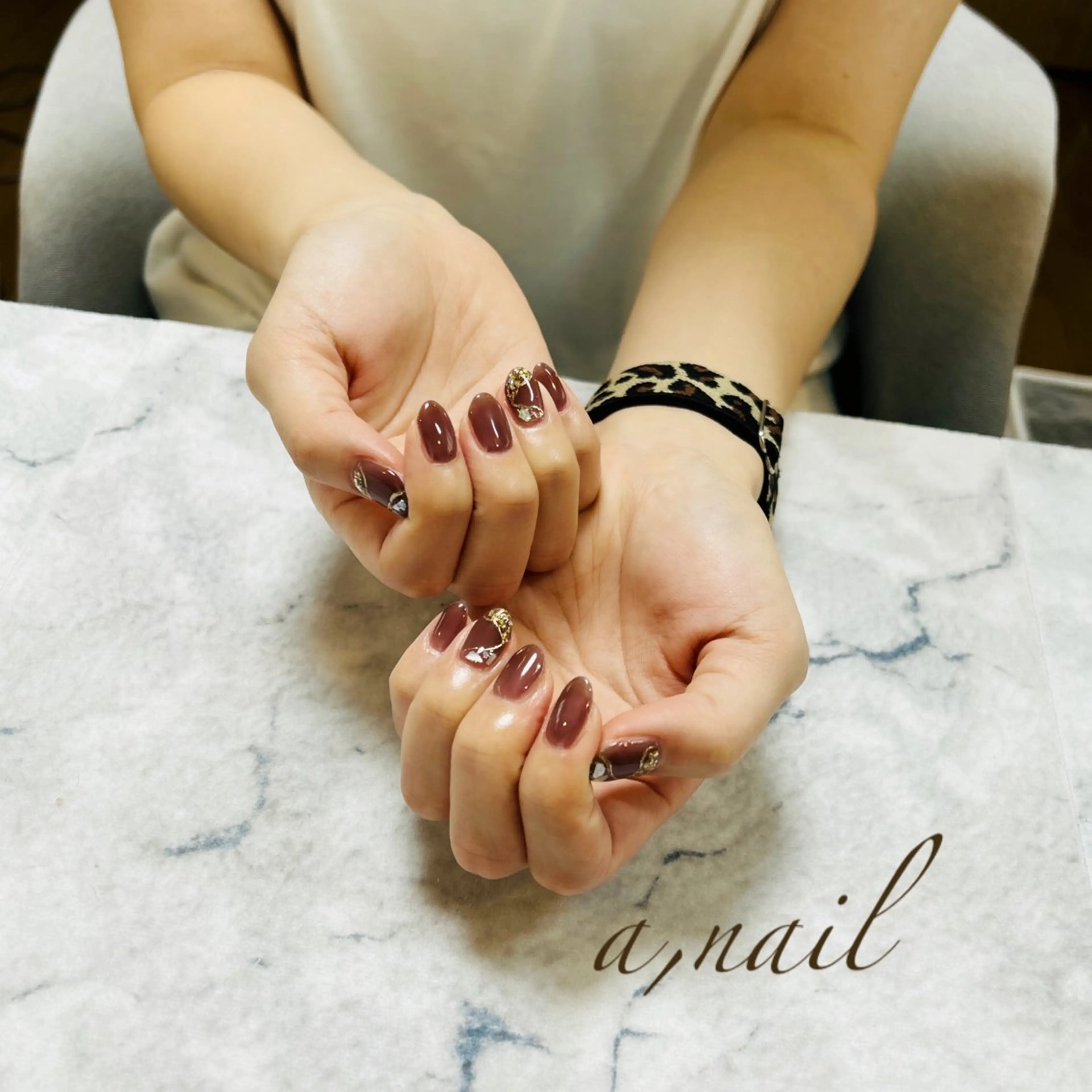 ネイル フットネイル ジェルネイル グラデーション キラキラネイル オフィスネイル ネイルサロン エーネイルのネイルデザイン