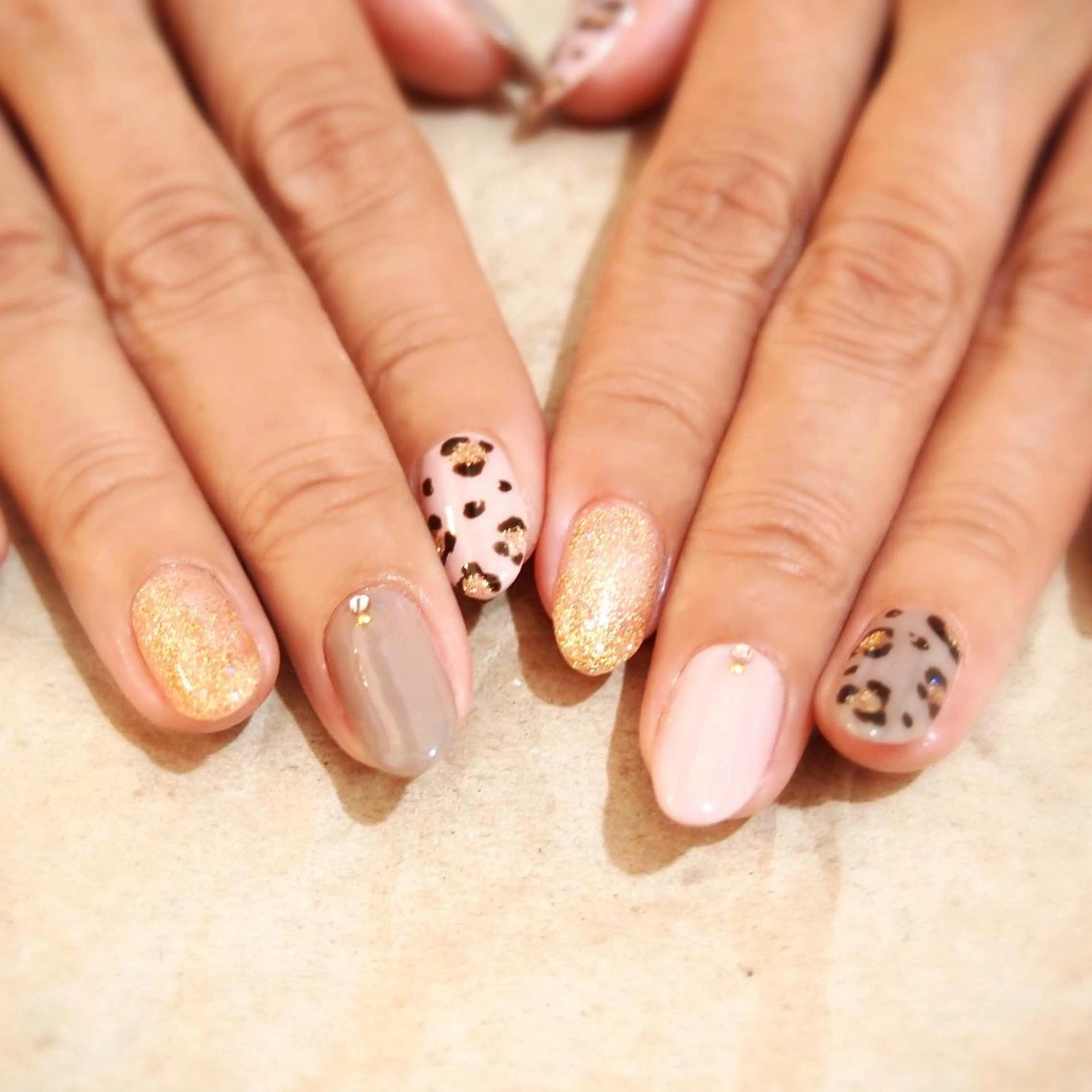 ネイル 山田 麻衣のネイルデザイン