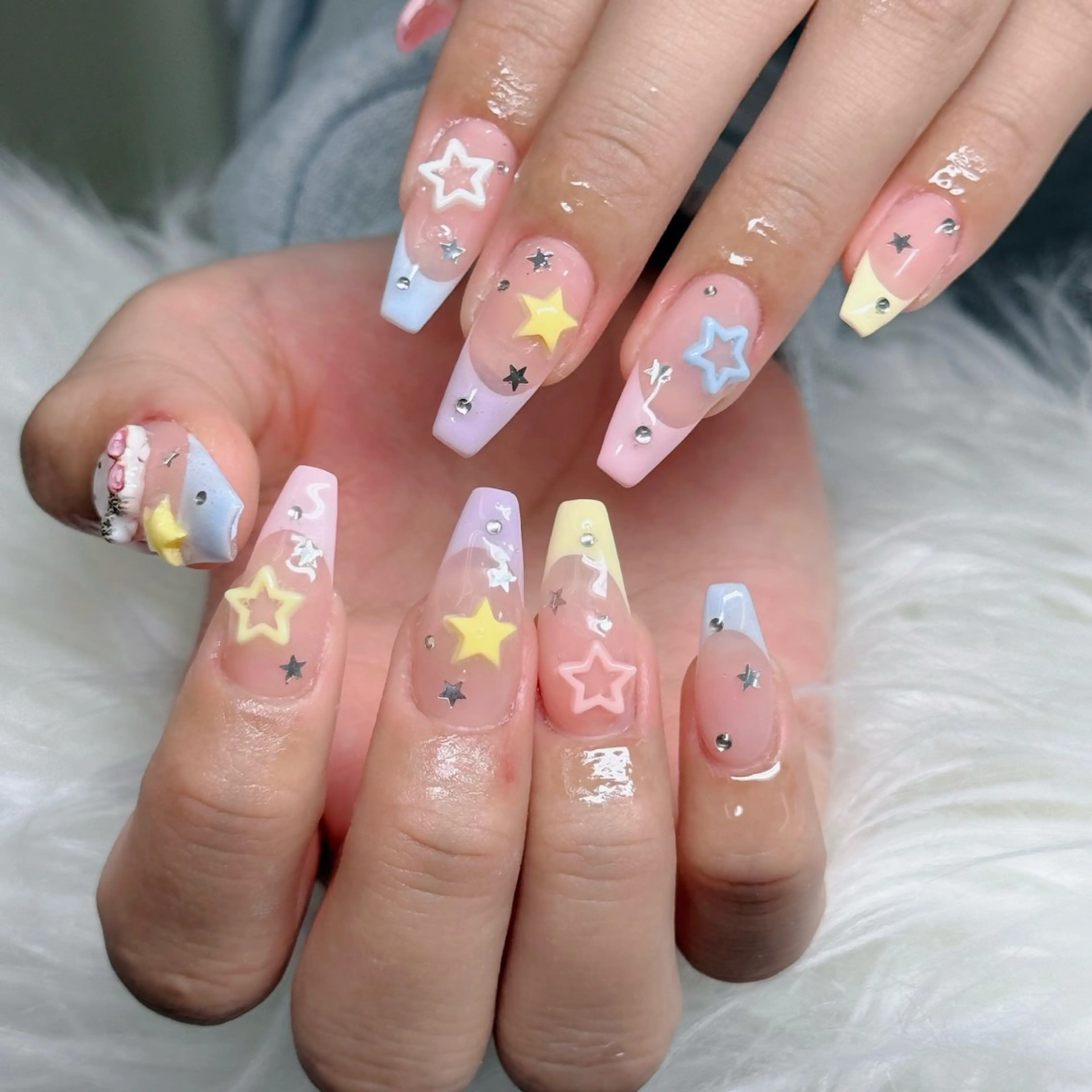 ネイル ロングネイル マグネットネイル リボン 夏ネイル スーパーロングネイル ハンドネイル Hani Nail XUKAのネイルデザイン