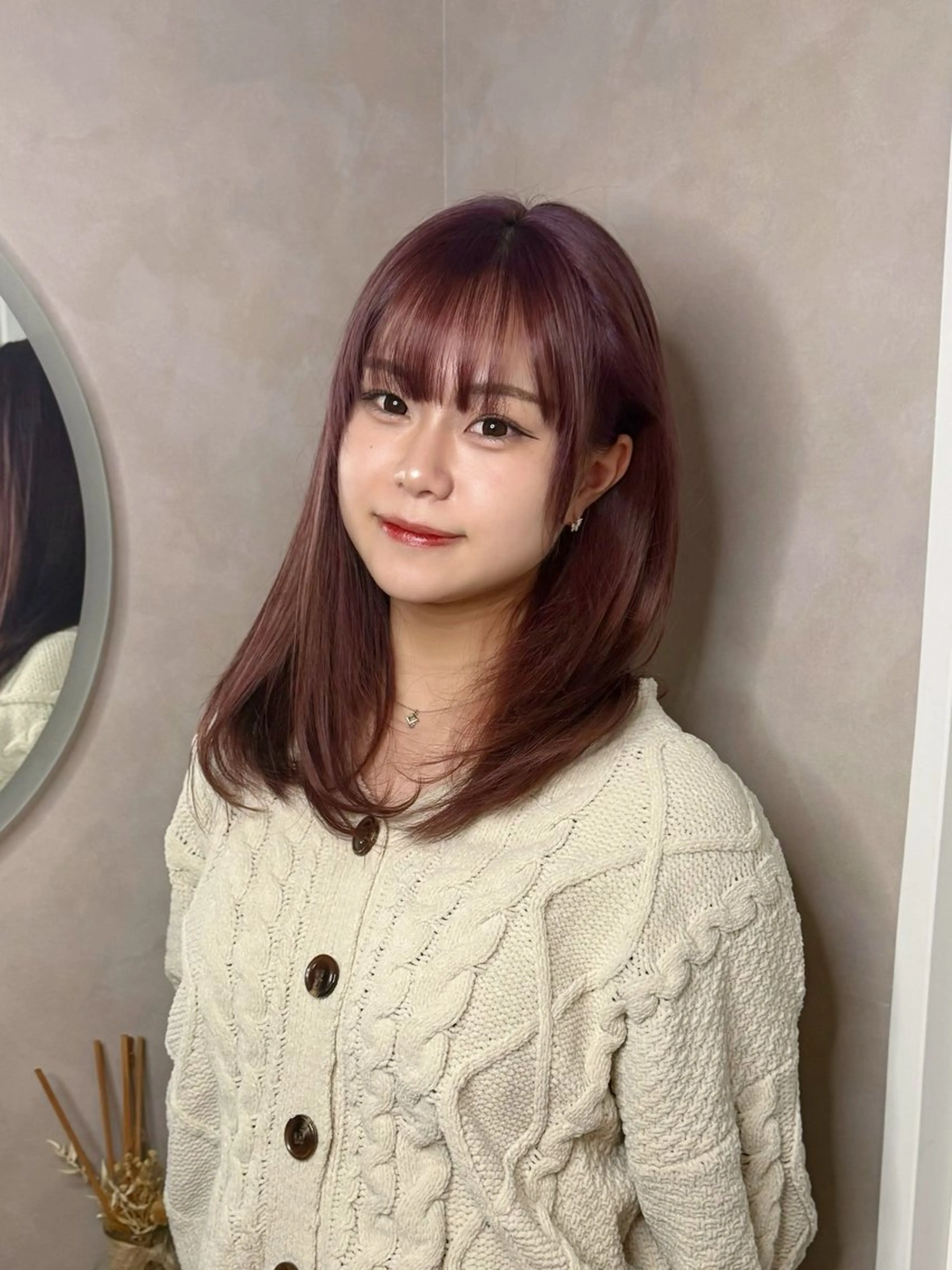 セミロング カラー ブリーチ ラベンダーカラー ピンクカラー ピンクラベンダー ヘアカラー トリートメント ヒナ子🦋 ブリーチカラーのヘアスタイル