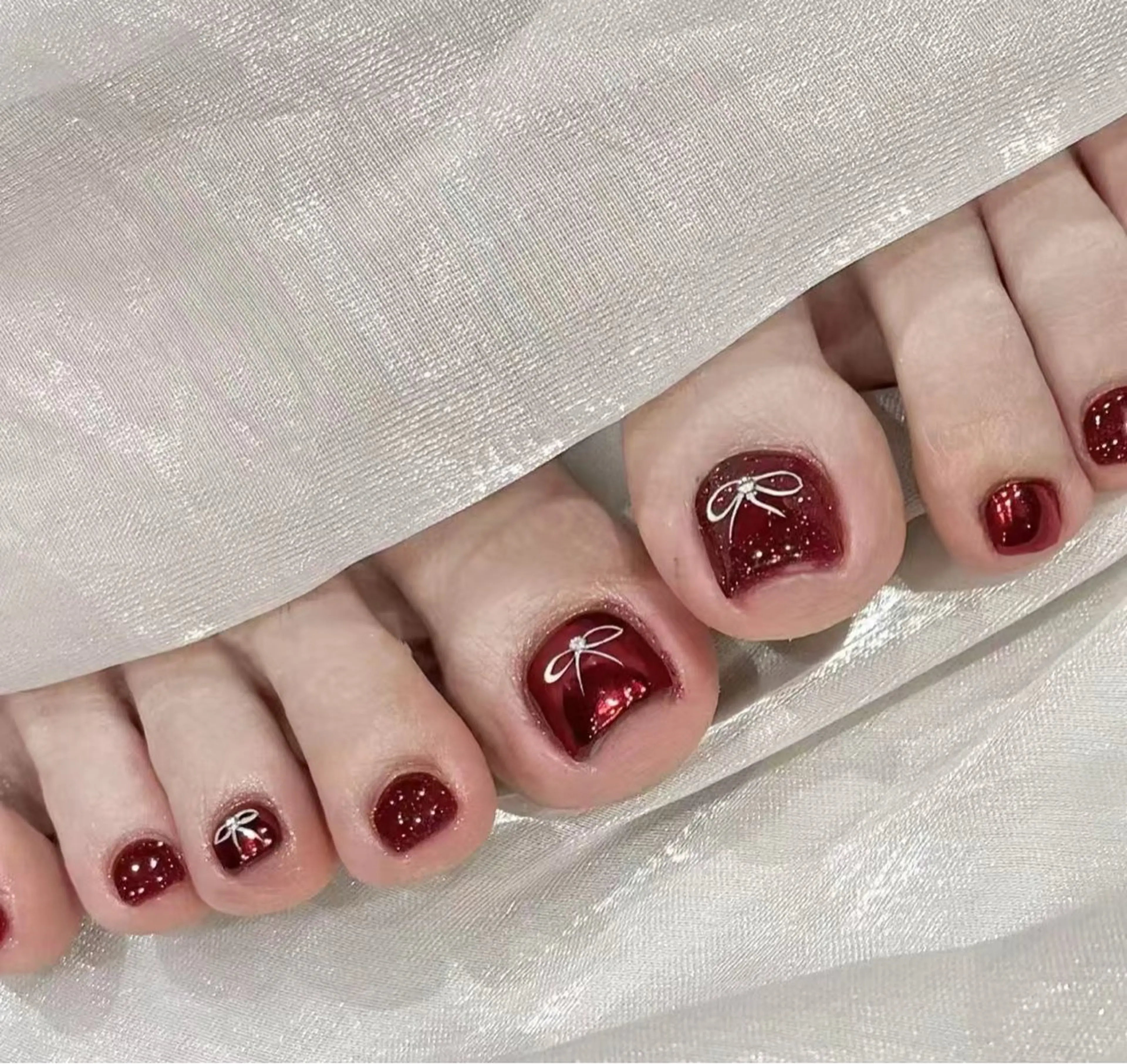 ネイル フラワーネイル フレンチネイル ジェルネイル ガラスフレンチ ハート フットネイル BabyYouMi nailのネイルデザイン