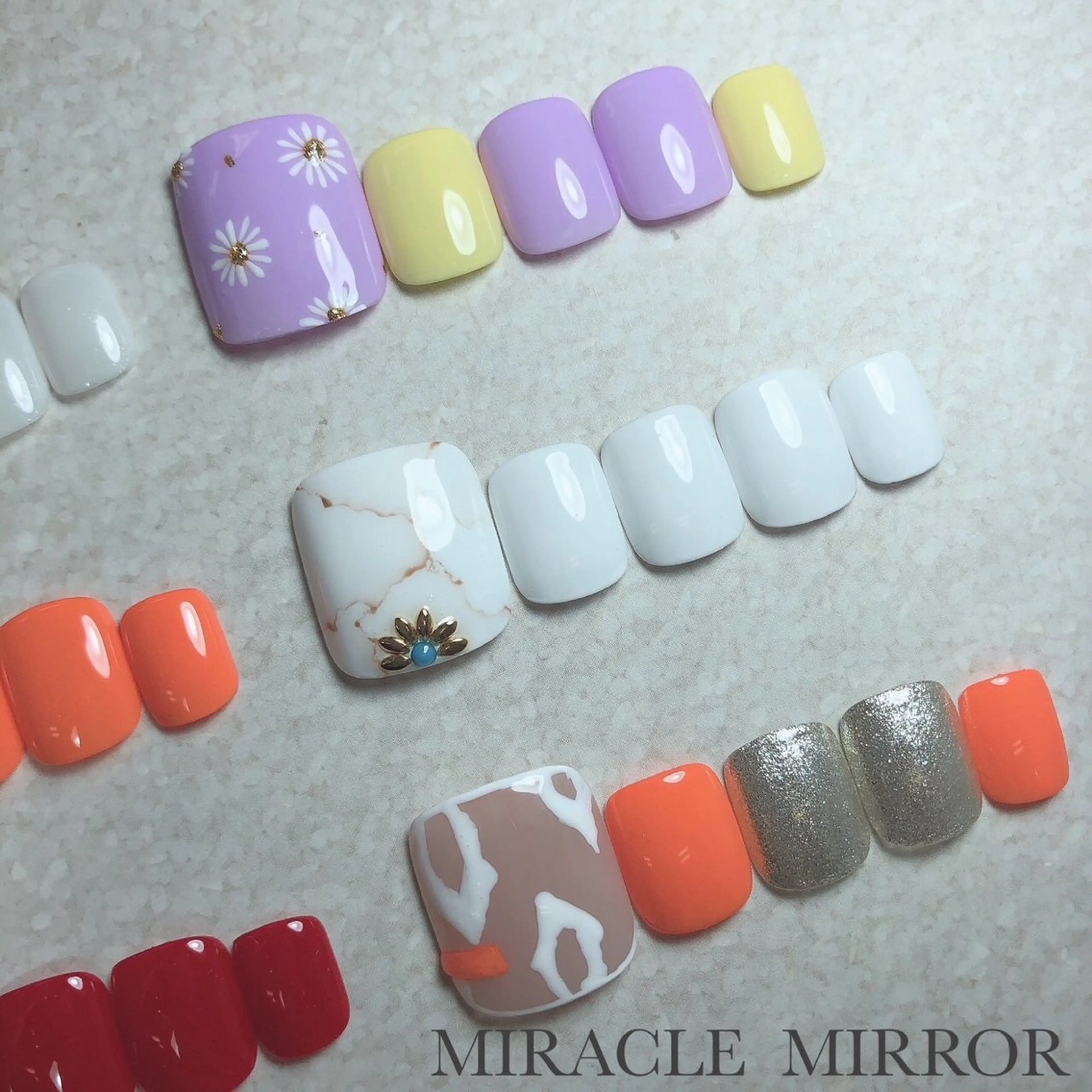ネイル ミラクルミラー 町野のネイルデザイン