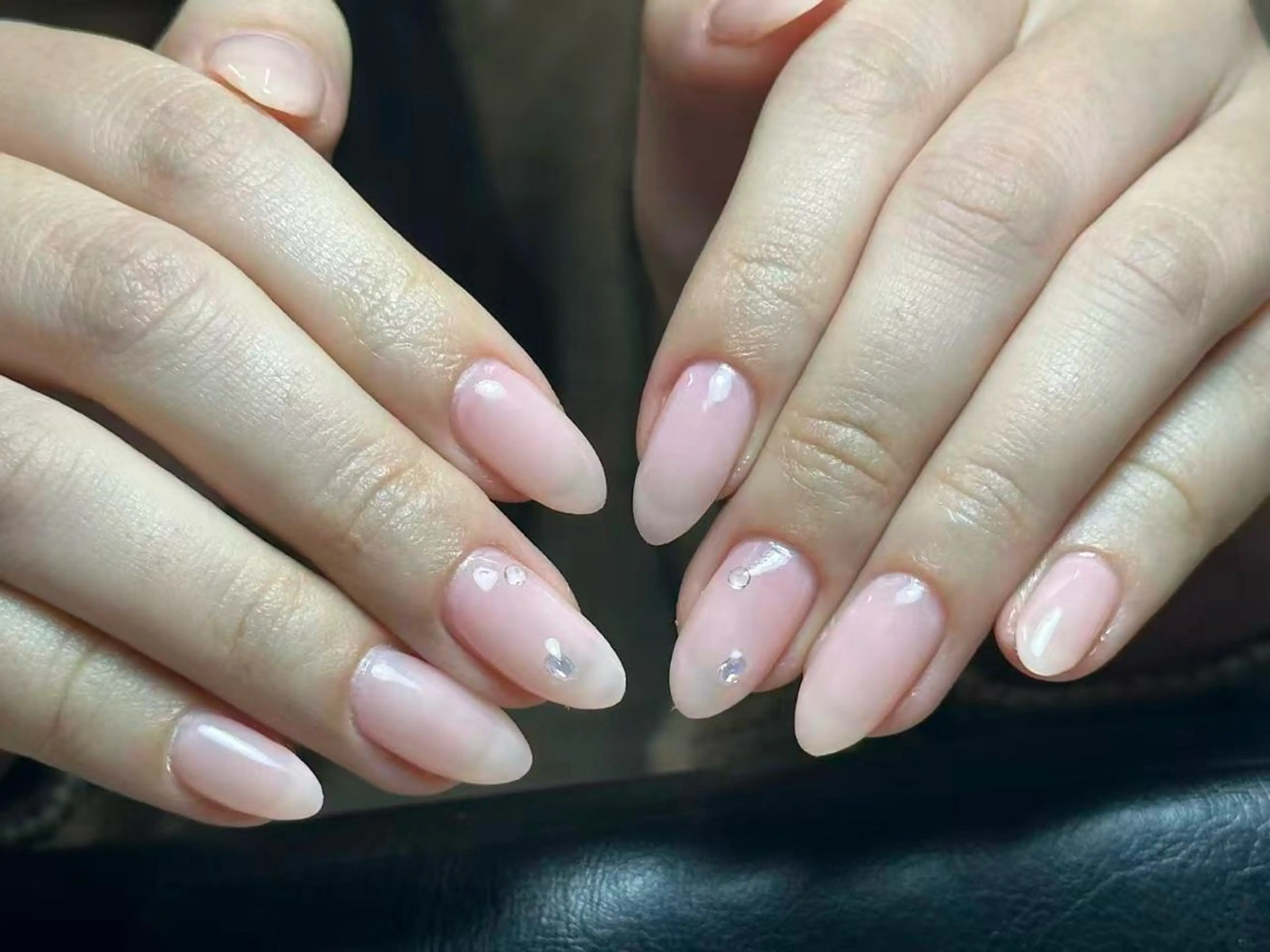 ネイル アートネイル 韓国ネイル 持ち込み ニュアンスネイル ワンカラーネイル イブ ネイリのネイルデザイン