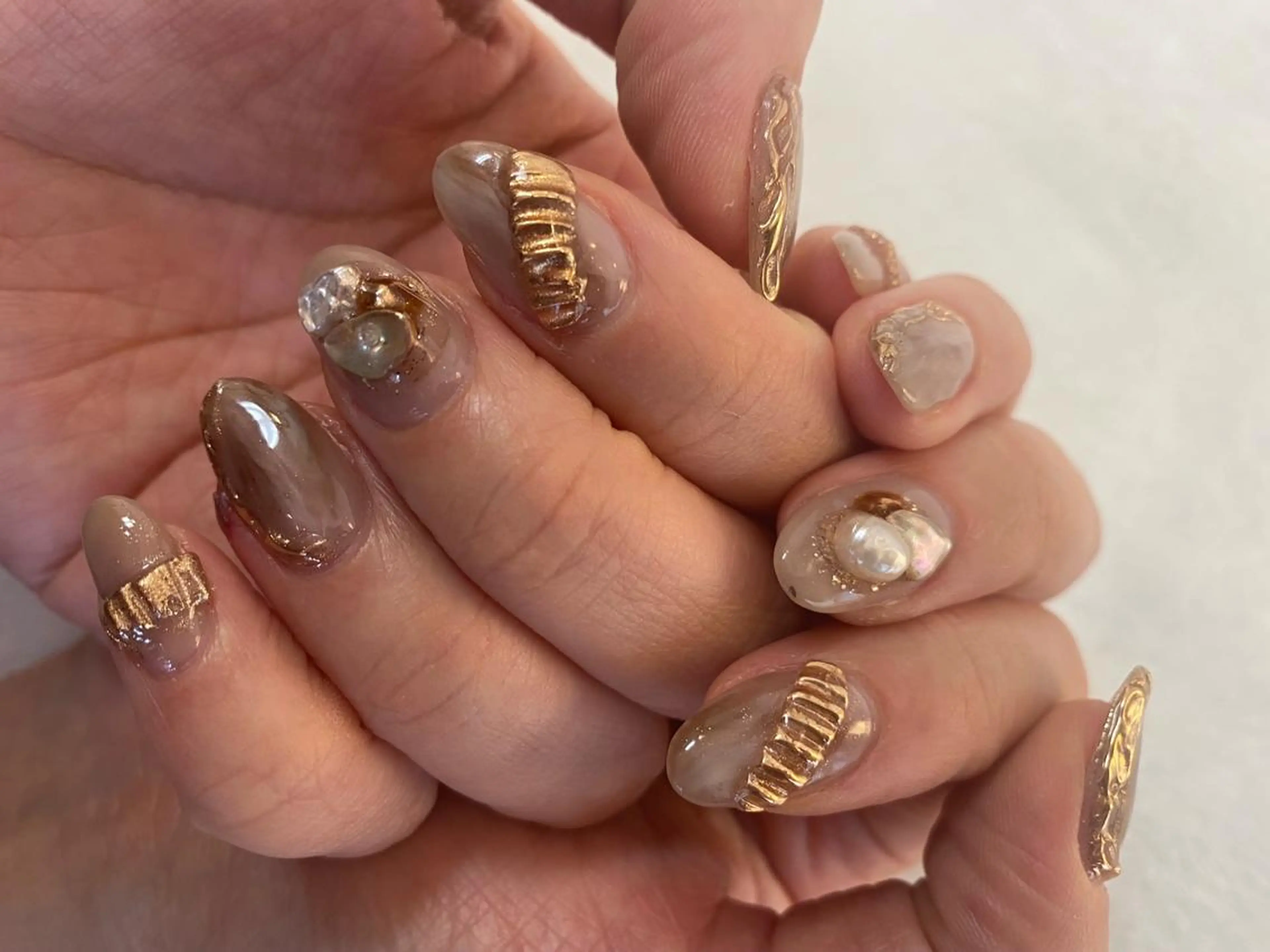 ネイル 持ち込み 【尾下】 ロイヤル•セラピストのネイルデザイン