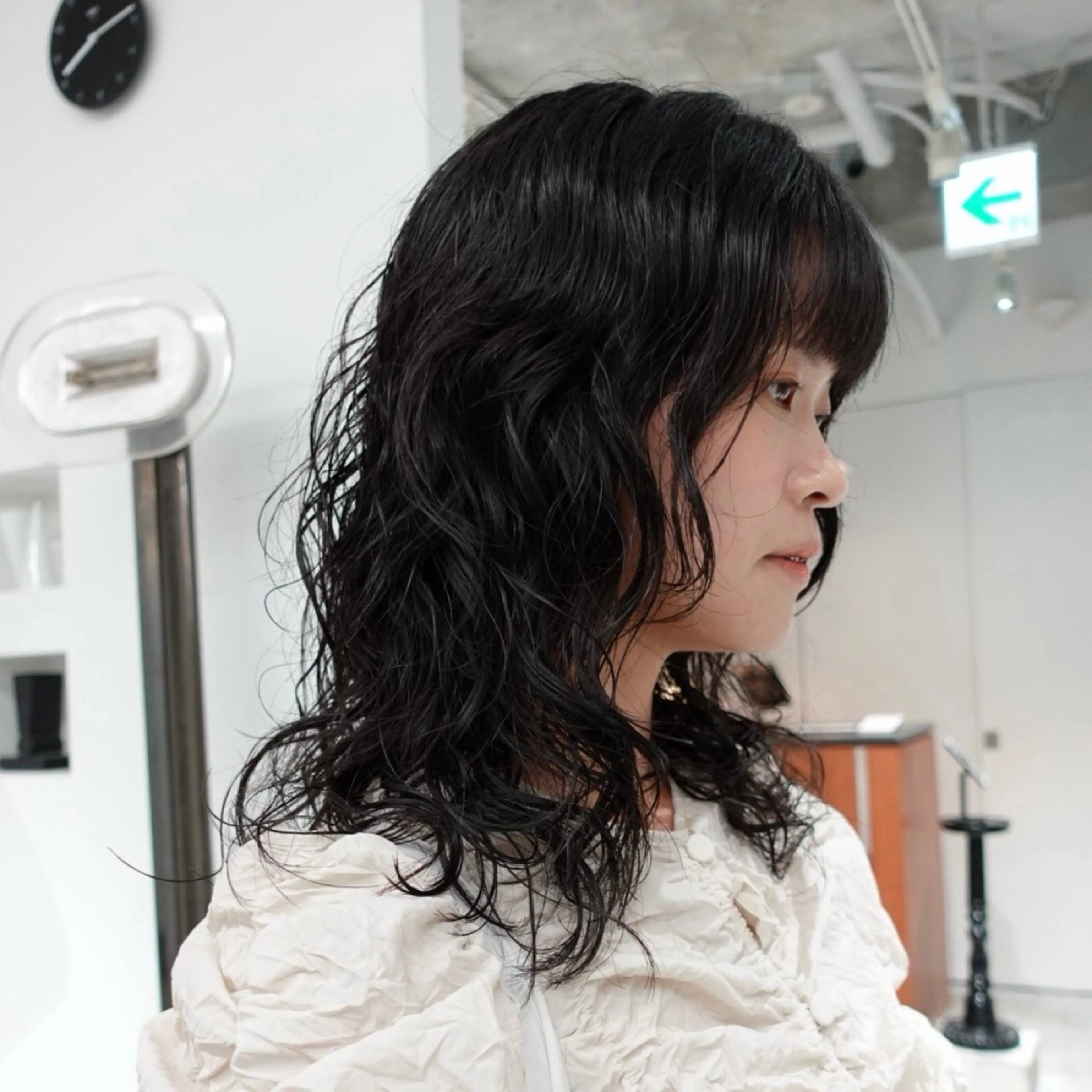 セミロング パーマ ヘアアレンジ 結婚式・ブライダル セミロングパーマ レイヤーカット カット パーマ 🌐サトウ リョウ🌐のヘアスタイル