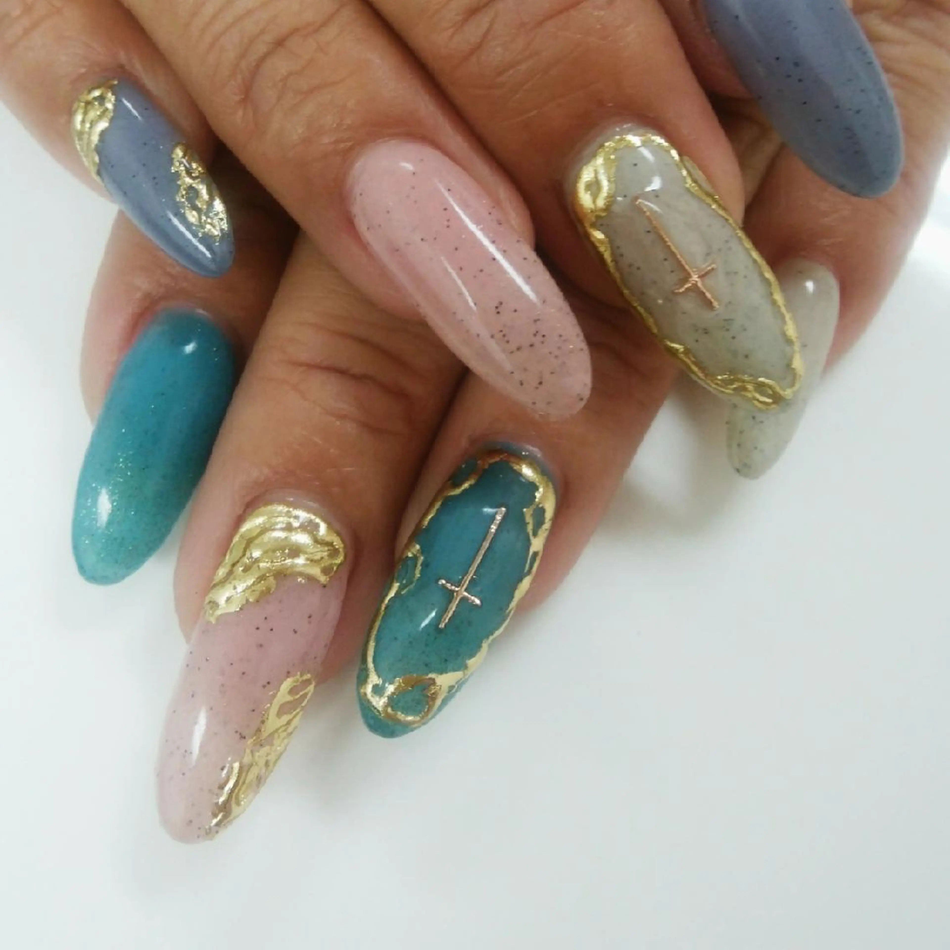 ネイル ハンドネイル リラクゼーション＆ネイル仙殊~センジュ~所属・senju 　のネイルデザイン