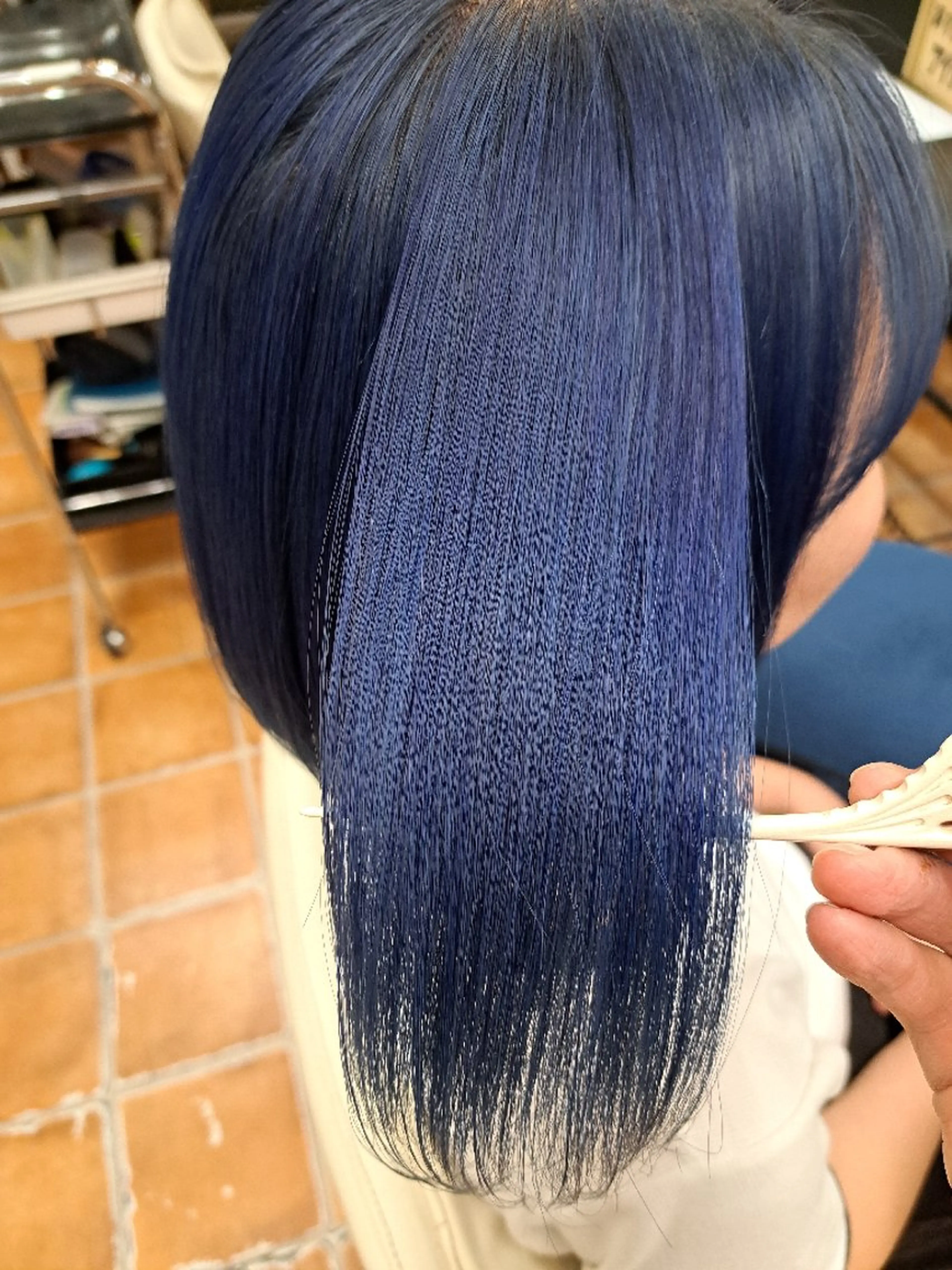 ショート カラー ブリーチ ブルーカラー ケアブリーチ ダブルカラー 💜𝑳𝑼𝑵𝑨 🌻母良田愛美🌻のヘアスタイル