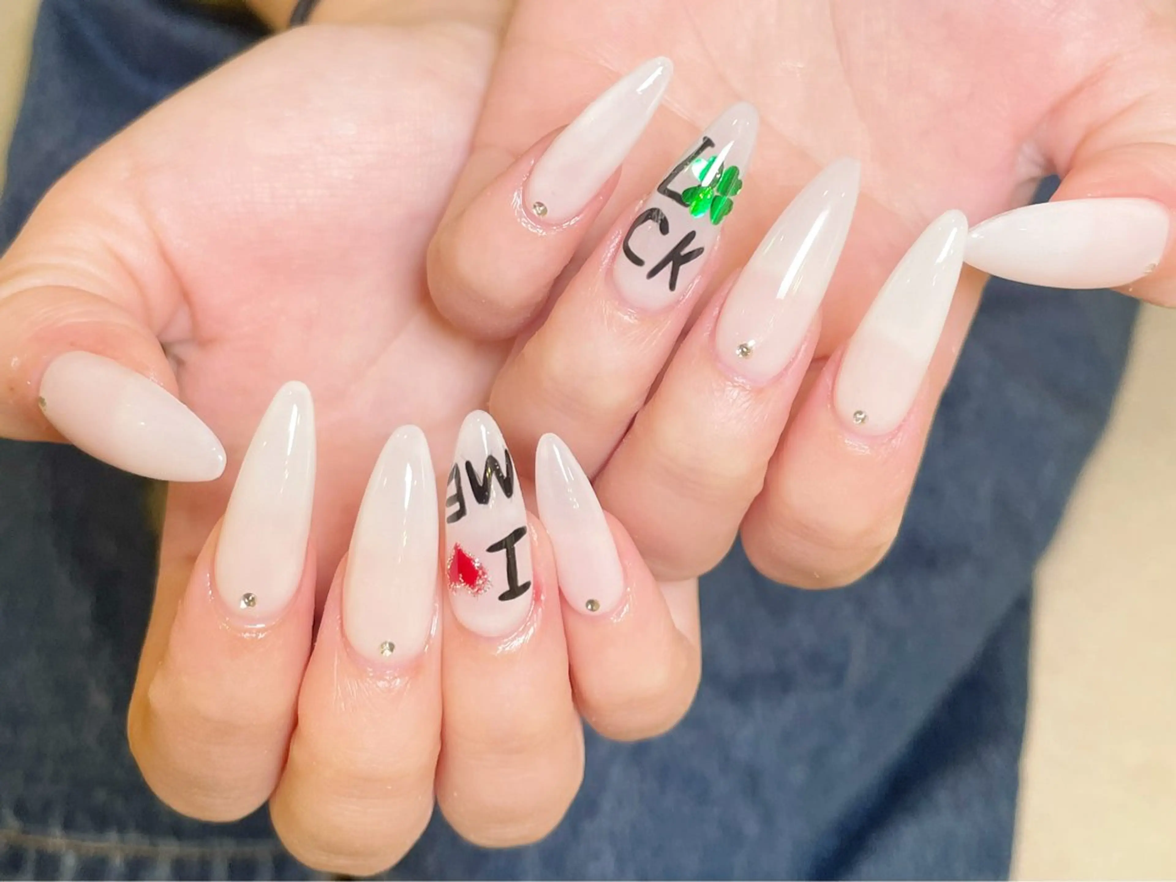 ネイル ハンドネイル if所属・yo yoのネイルデザイン