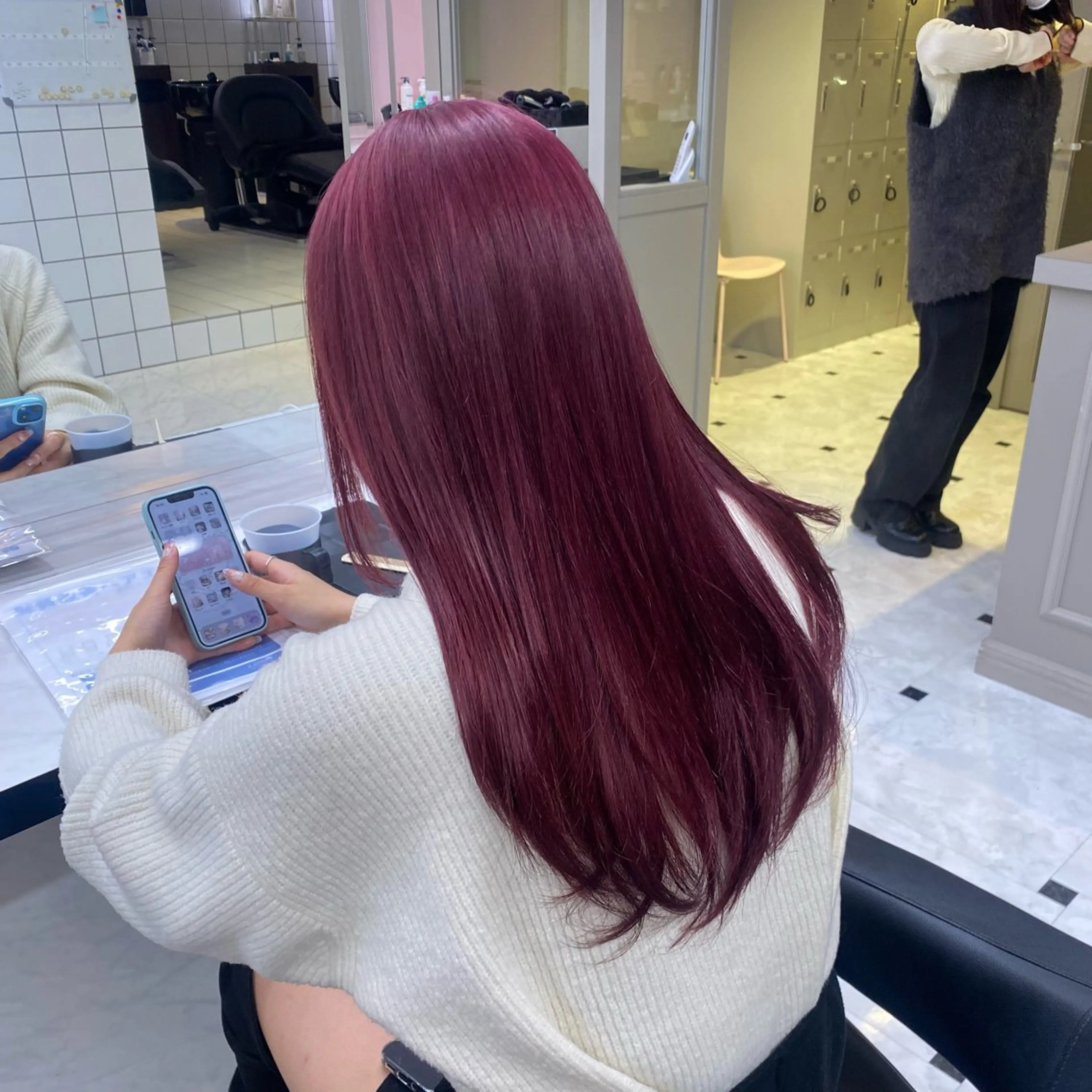 ロング カラー ヘアカラー トリートメント 透明感ベージュカラー 🪞上野🪞AIのヘアスタイル