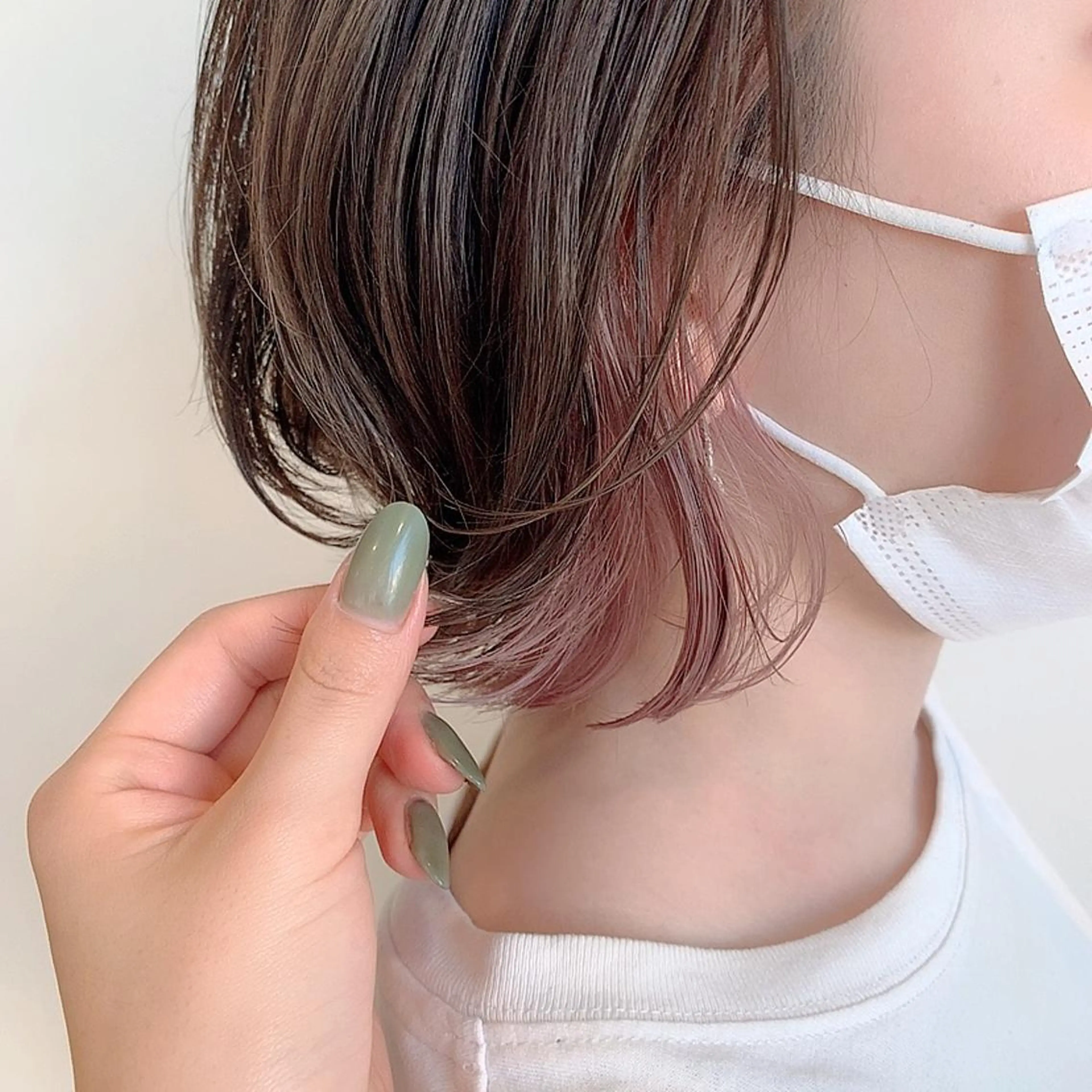 ショート カラー ベージュカラー インナーカラー ピンクカラー ピンクベージュ hair salon mtm所属・🕊mtm🫧梅田/ 定額制/透明感/艶髪のヘアスタイル