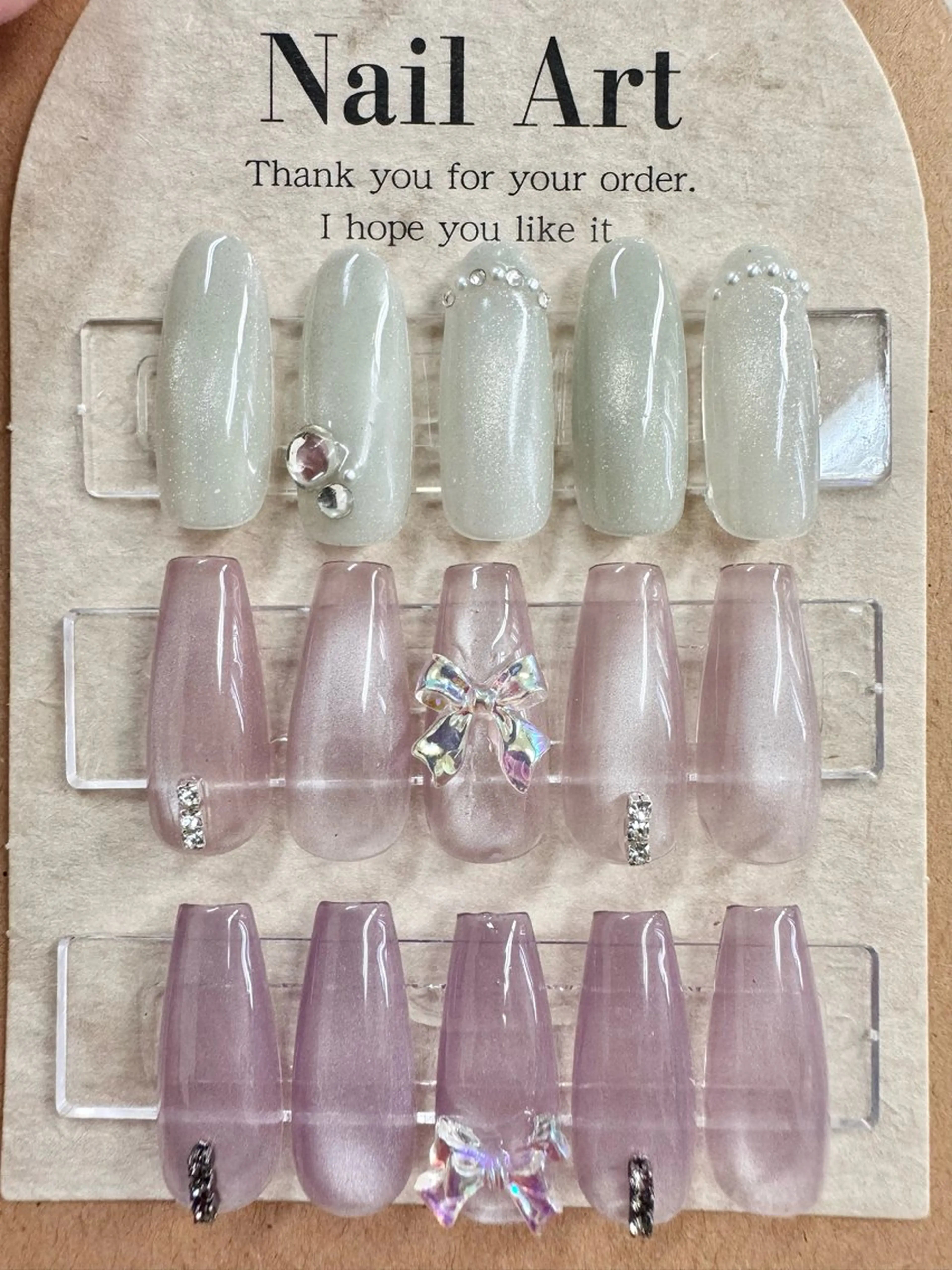 ネイル フレンチネイル ジェルネイル ガラスフレンチ 韓国ネイル マグネットネイル ハンドネイル フットネイル chai.上本町 UNRIのネイルデザイン