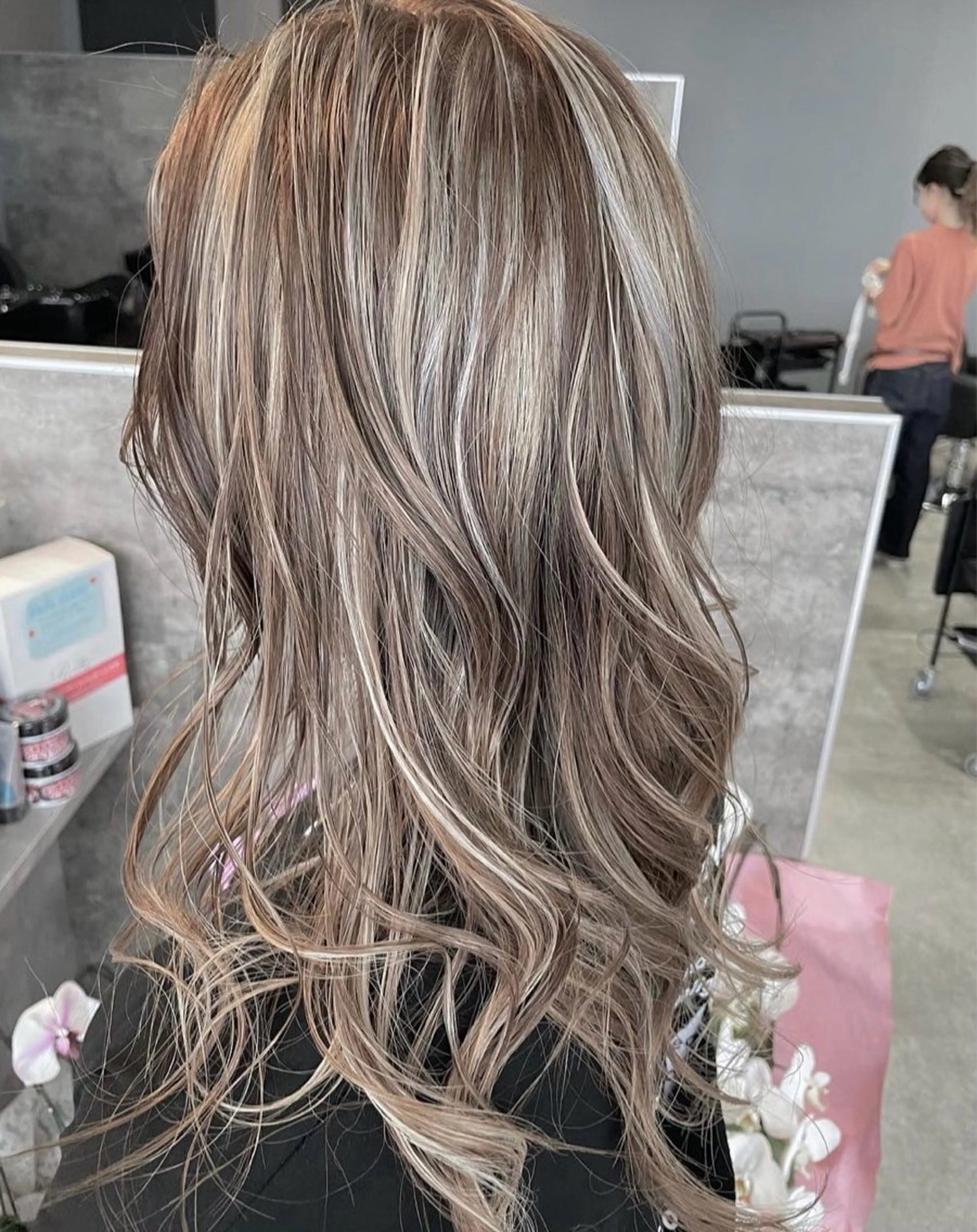 セミロング カット ヘアカラー 🌙GLITTER 菱沼孝将🌙のヘアスタイル